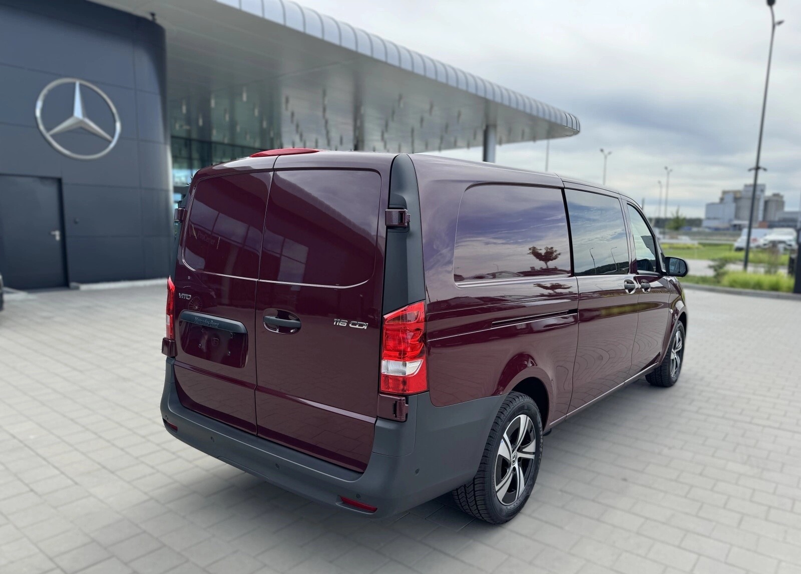 MERCEDES-BENZ Vito 116 CDI Lang 4Matic 9G-Tronic-image-4