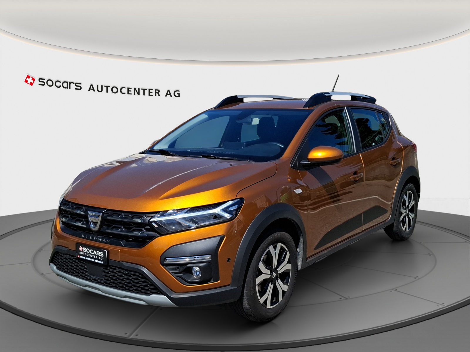 DACIA Sandero Stepway TCe 90 Comfort mit Spurwechselassistent - Rückfahrkamera - Navi-image-0