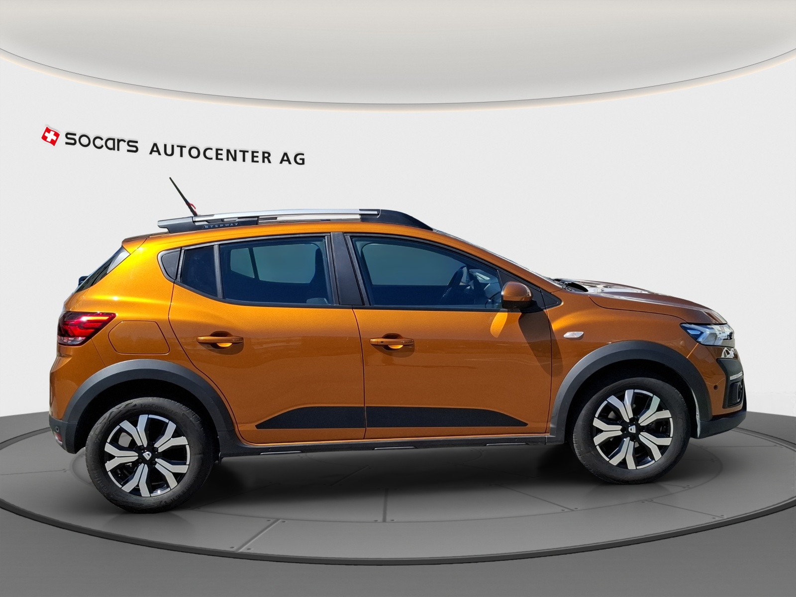 DACIA Sandero Stepway TCe 90 Comfort mit Spurwechselassistent - Rückfahrkamera - Navi-image-5
