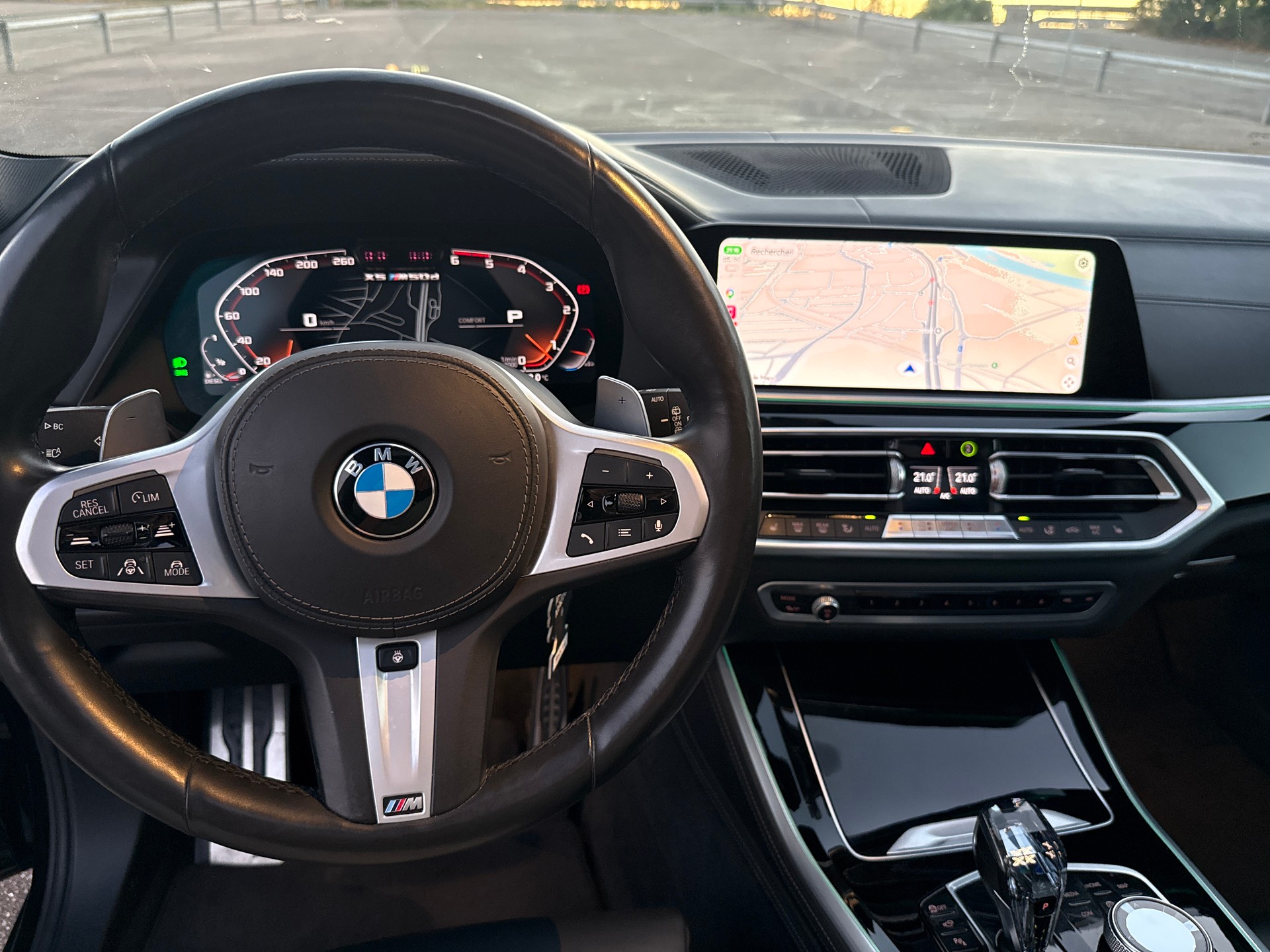BMW X5 xDrive M50d 7 Plätze, frisch ab MFK und Service , AHK 3500kg,-image-9