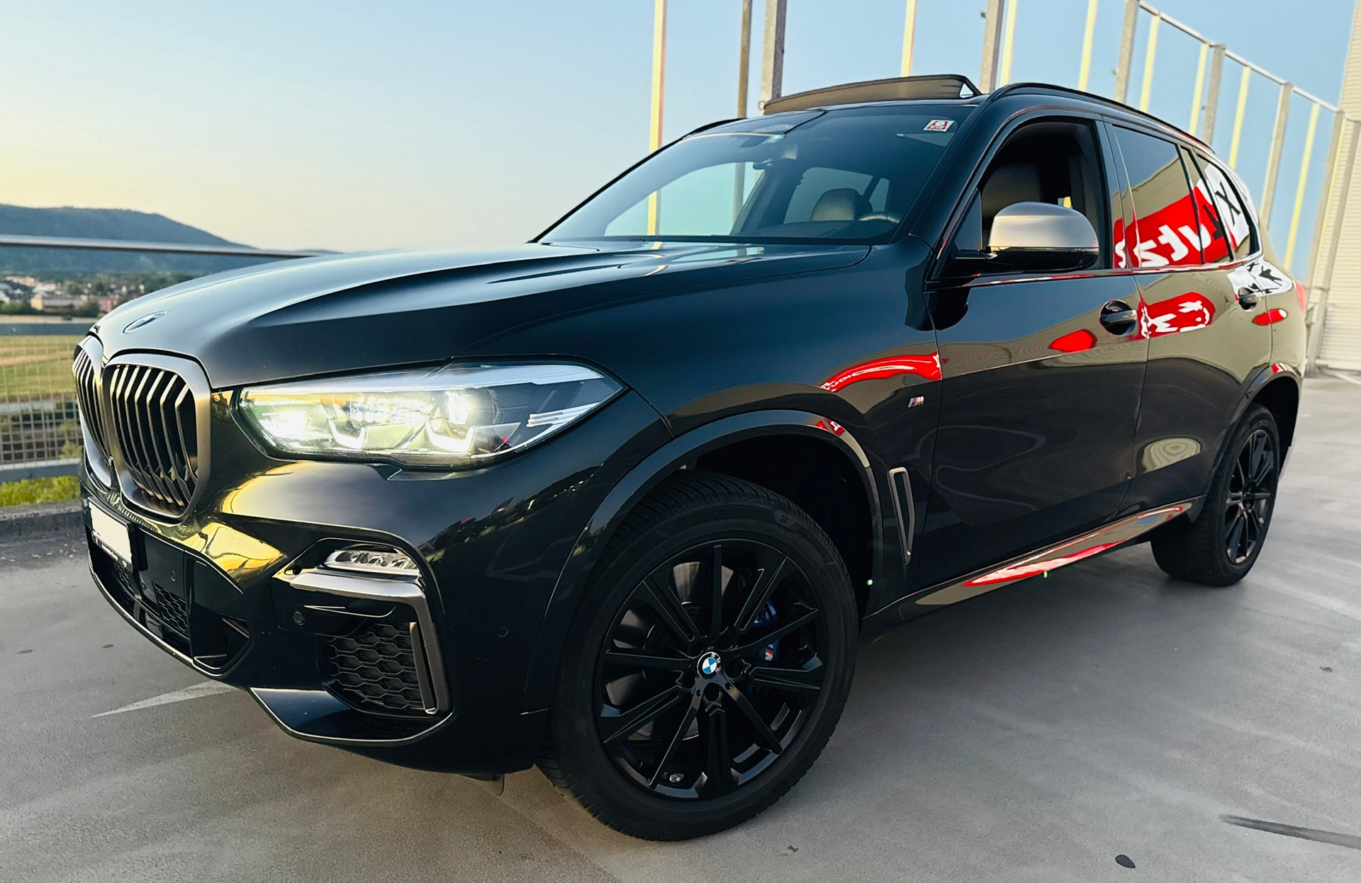 BMW X5 xDrive M50d 7 Plätze, frisch ab MFK und Service , AHK 3500kg,-image-15