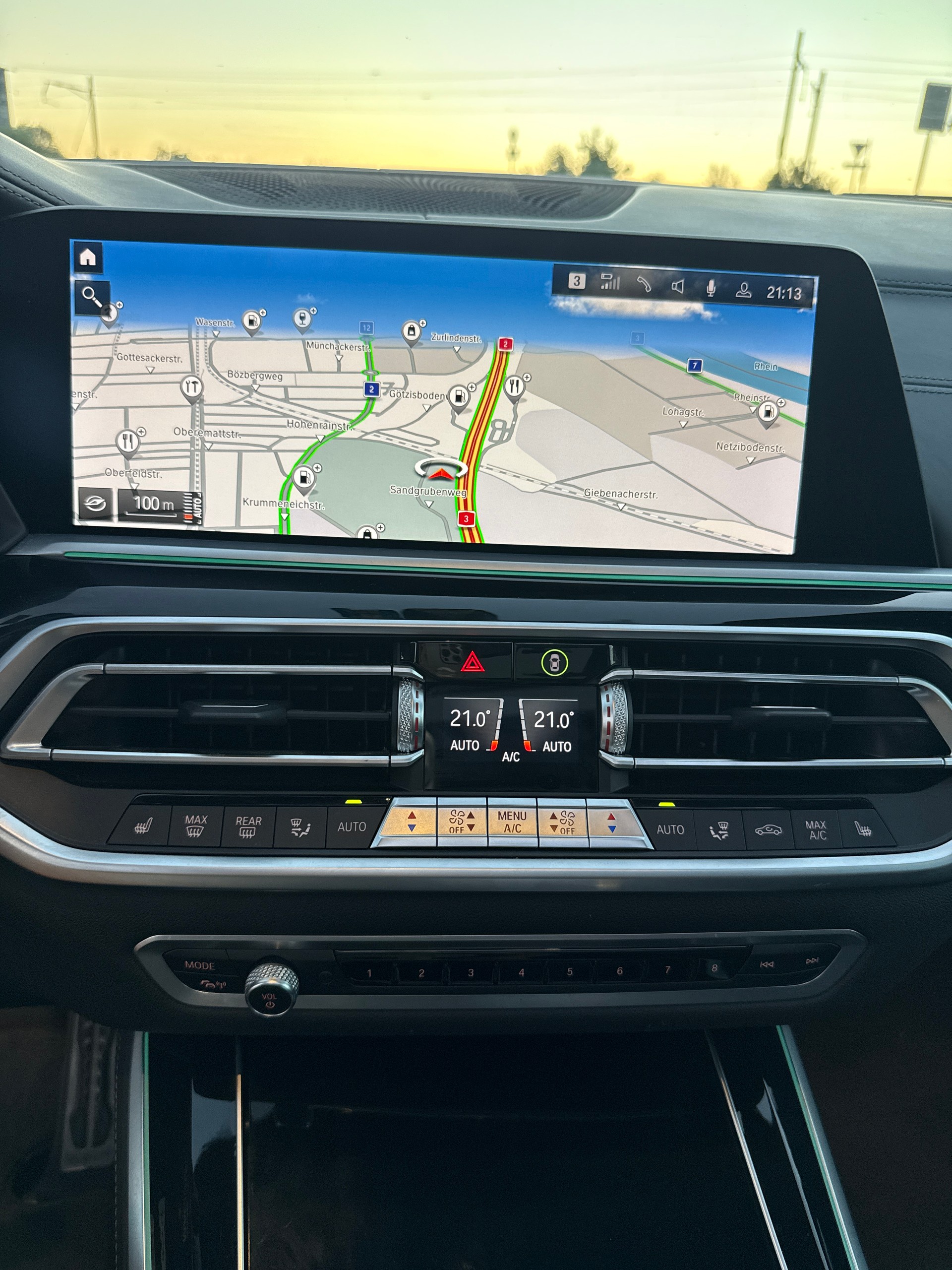 BMW X5 xDrive M50d 7 Plätze, frisch ab MFK und Service , AHK 3500kg,-image-10