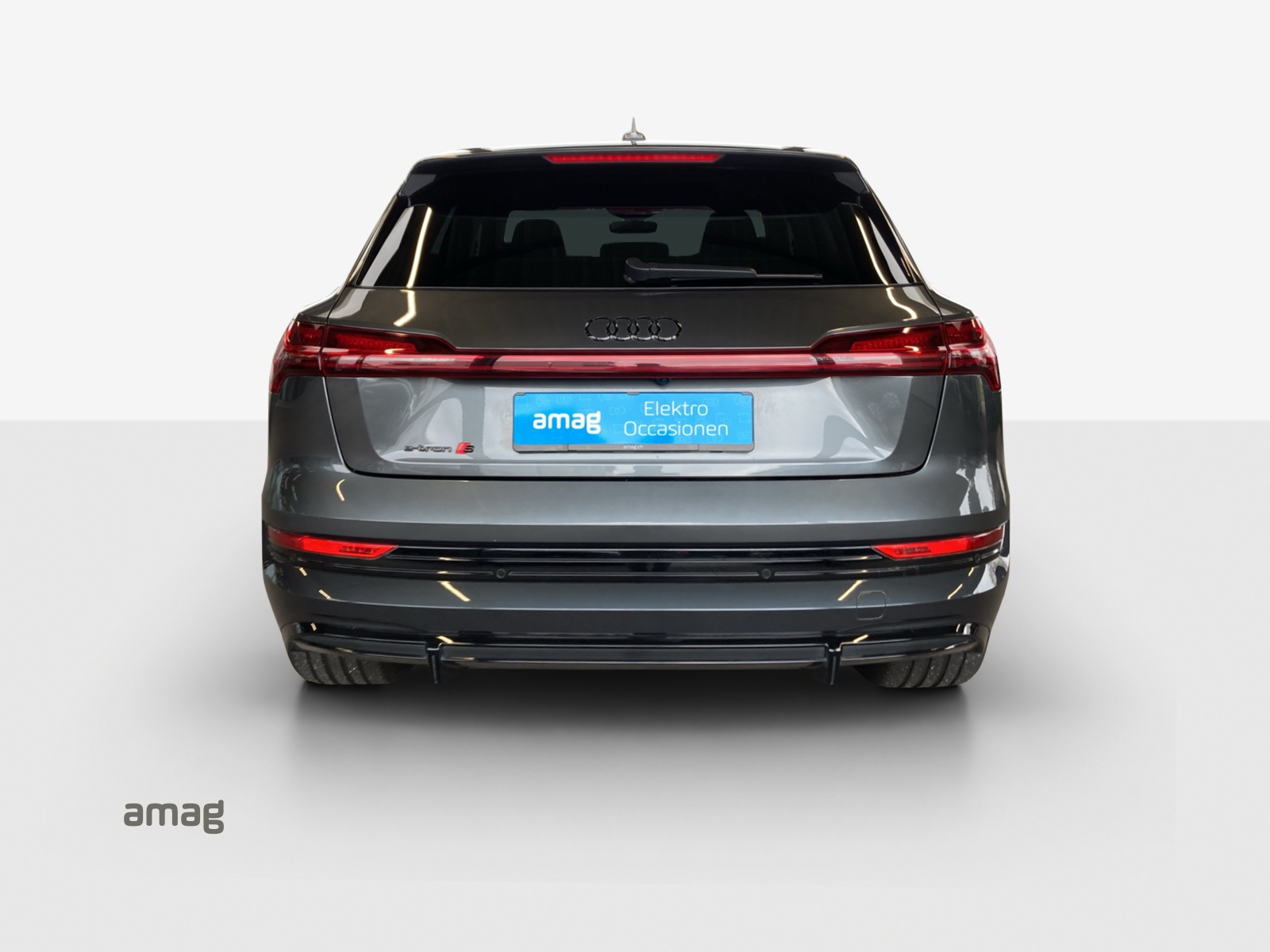 AUDI e-tron S quattro-image-3