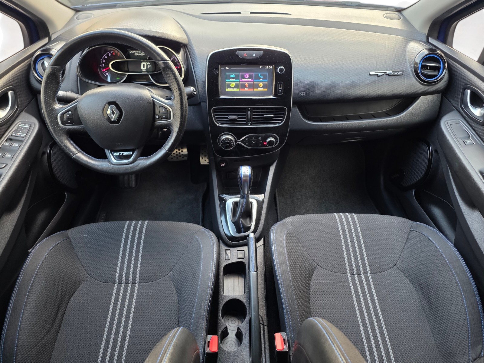 RENAULT Clio 1.2 16V T GT Line EDC-image-8