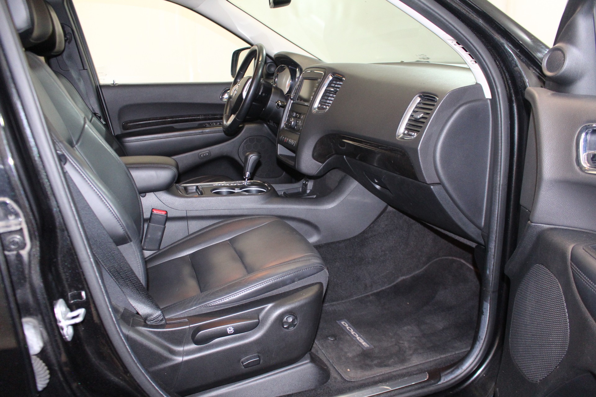 DODGE Durango 3.6 Crew 294 7 Plätzer AWD-image-11