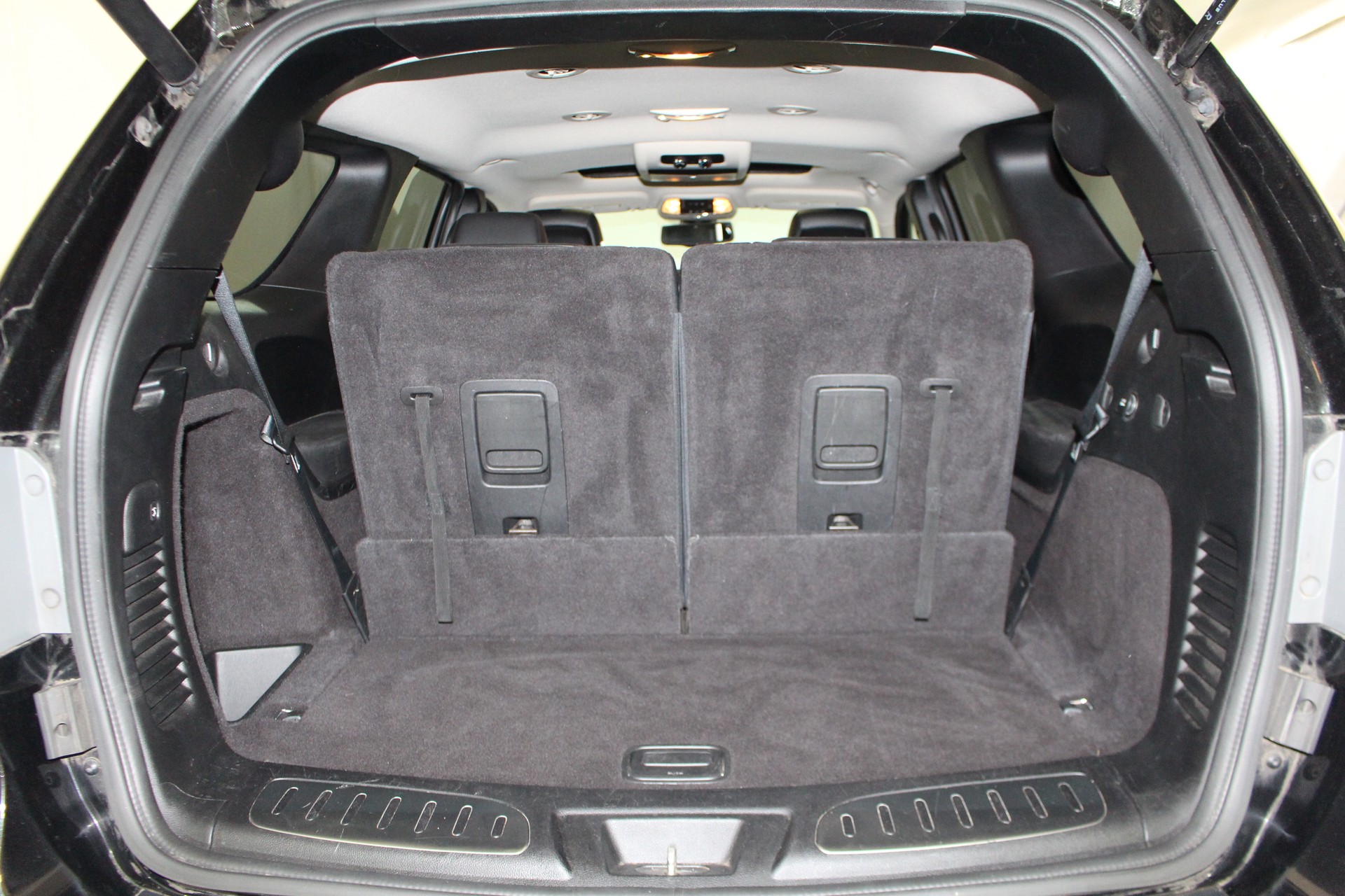 DODGE Durango 3.6 Crew 294 7 Plätzer AWD-image-9