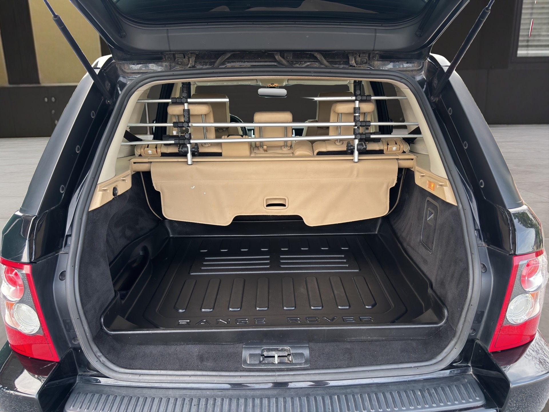 LAND ROVER Range Rover Sport 3.6 Td8 HSE Automatic-image-14