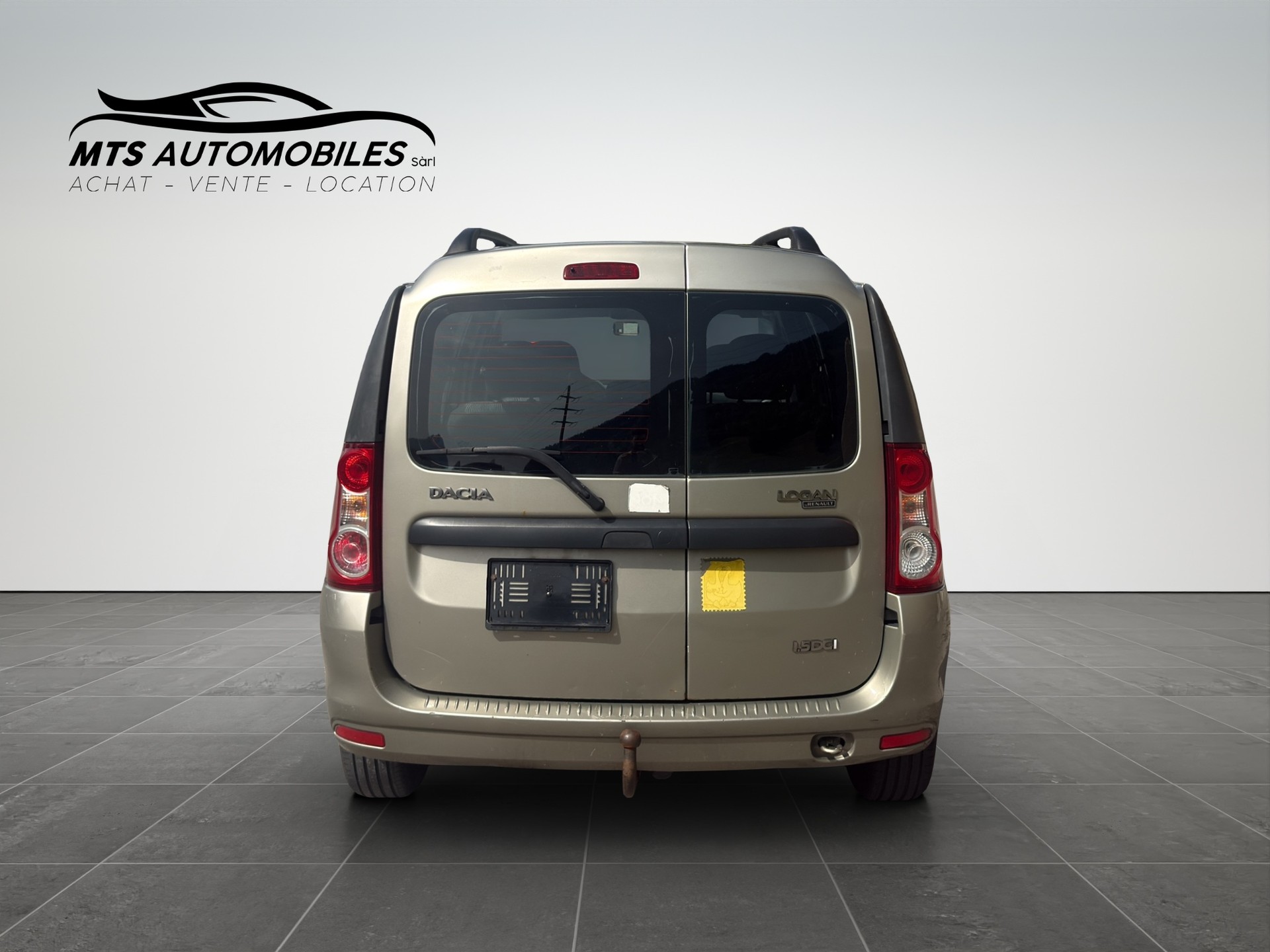 DACIA Logan 1.5 dCi Lauréate-image-4