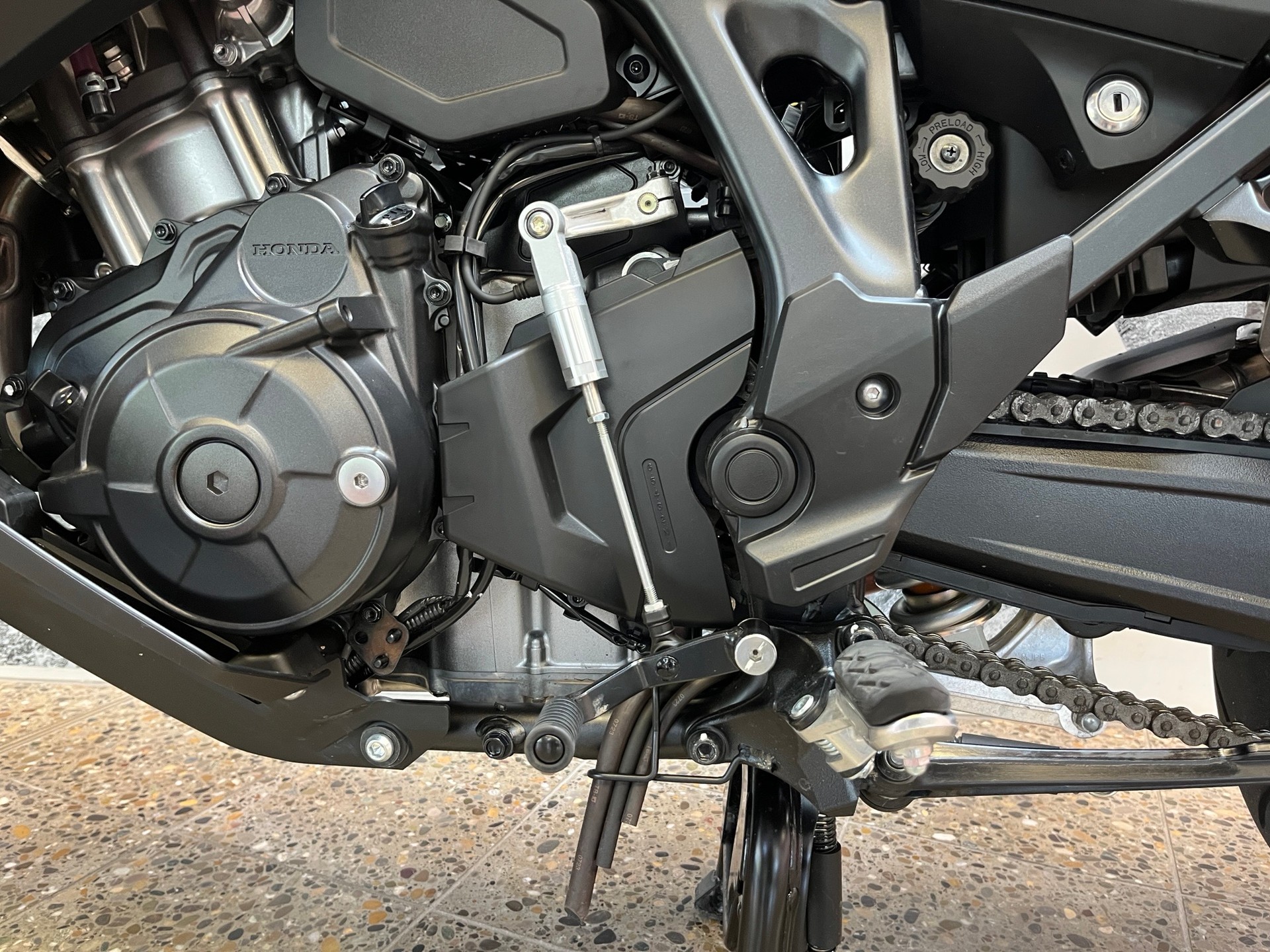 HONDA NT 1100-image-4