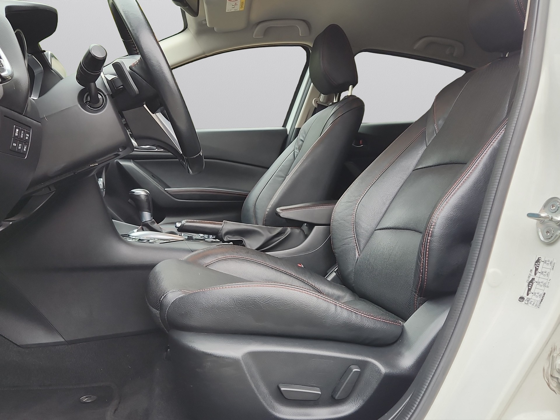 MAZDA 3 2.2 16V CD Ambition Plus Activematic-image-6