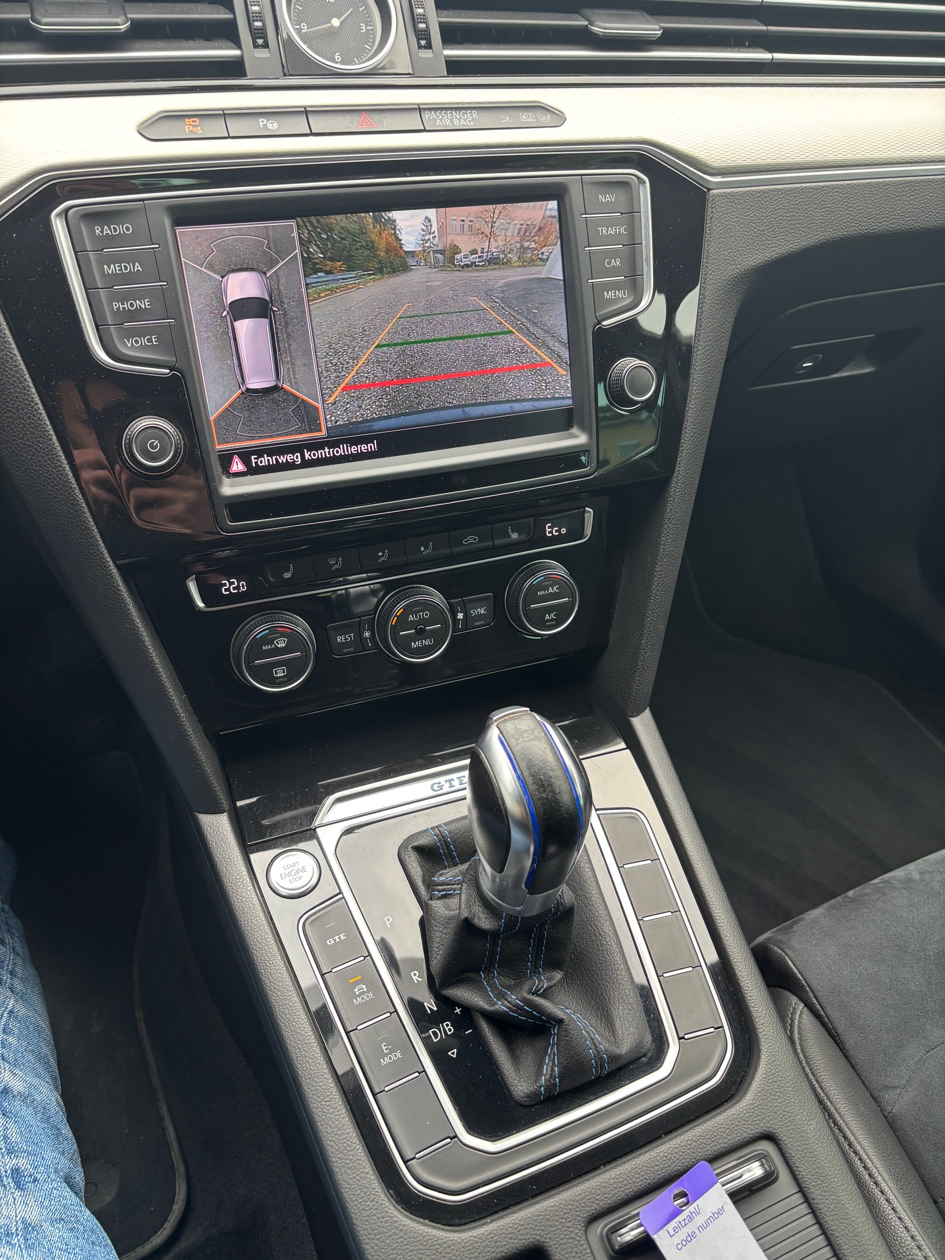VW Passat Variant 1.4 TSI GTE Hybrid DSG-image-12