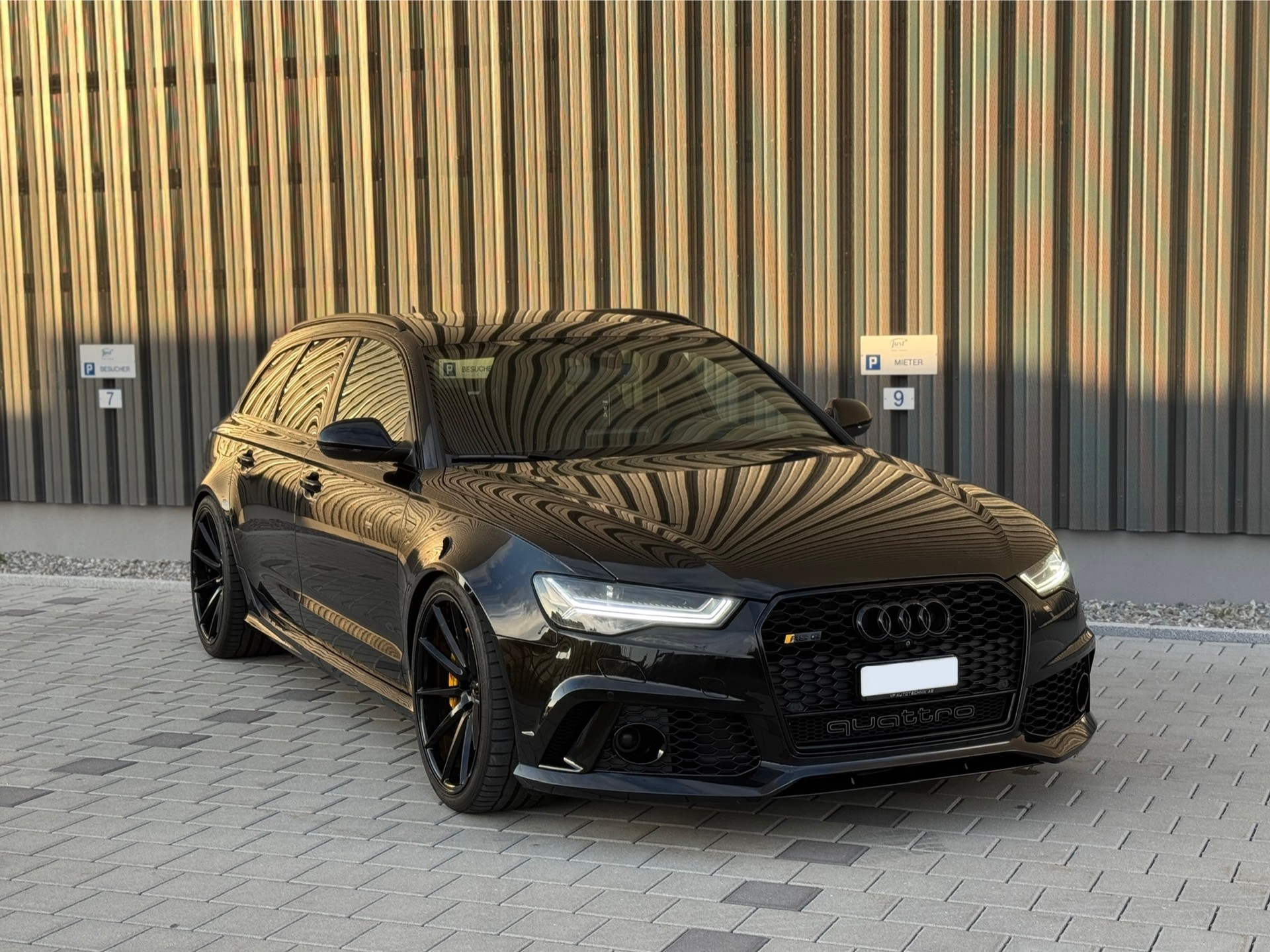 AUDI RS6 Avant 4.0 TFSI V8 quattro Tiptronic-image-8