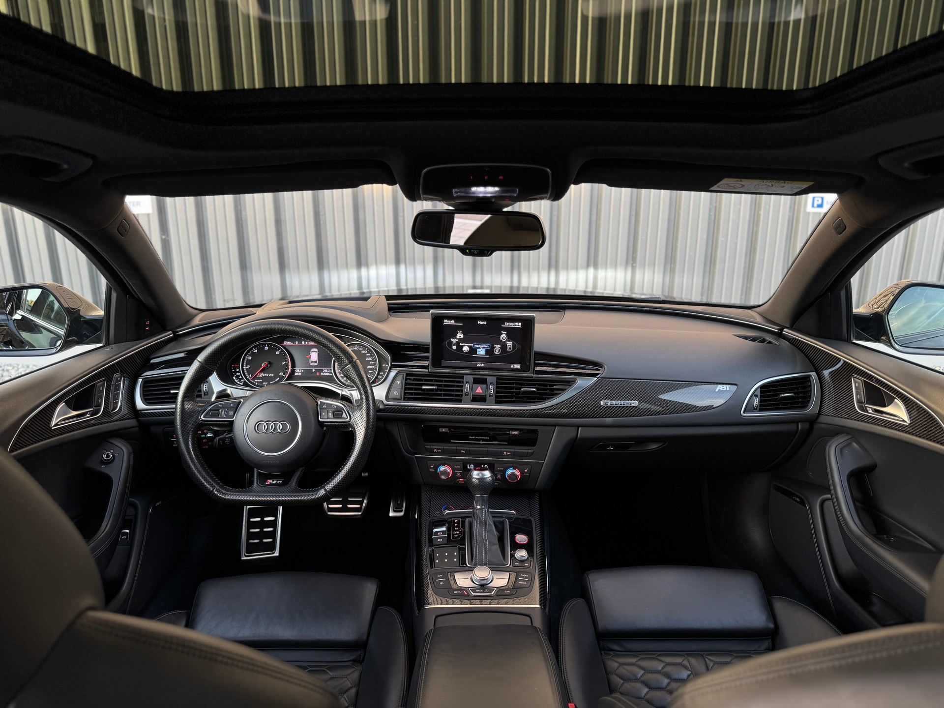 AUDI RS6 Avant 4.0 TFSI V8 quattro Tiptronic-image-12
