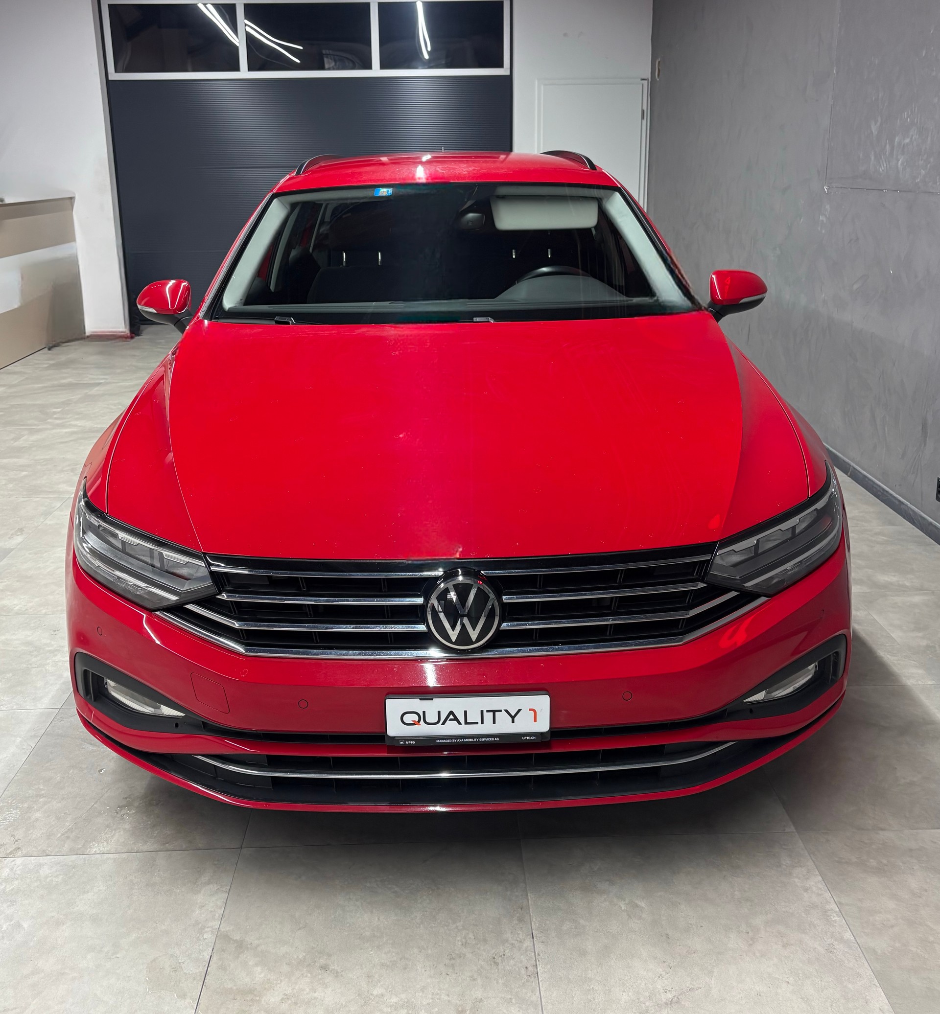 VW Passat 2.0 TDI BMT Business 4Motion DSG-image-2