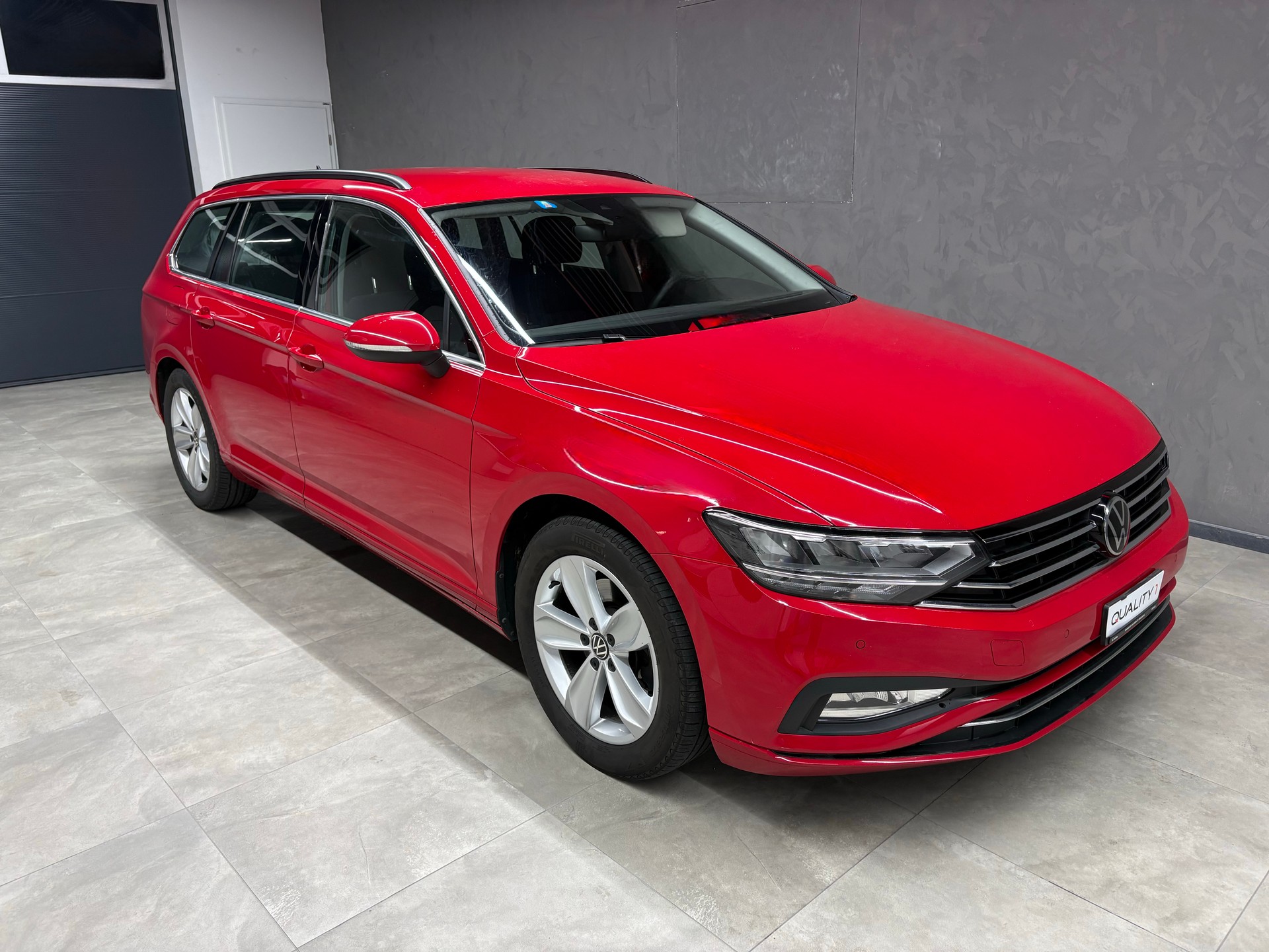 VW Passat 2.0 TDI BMT Business 4Motion DSG-image-1