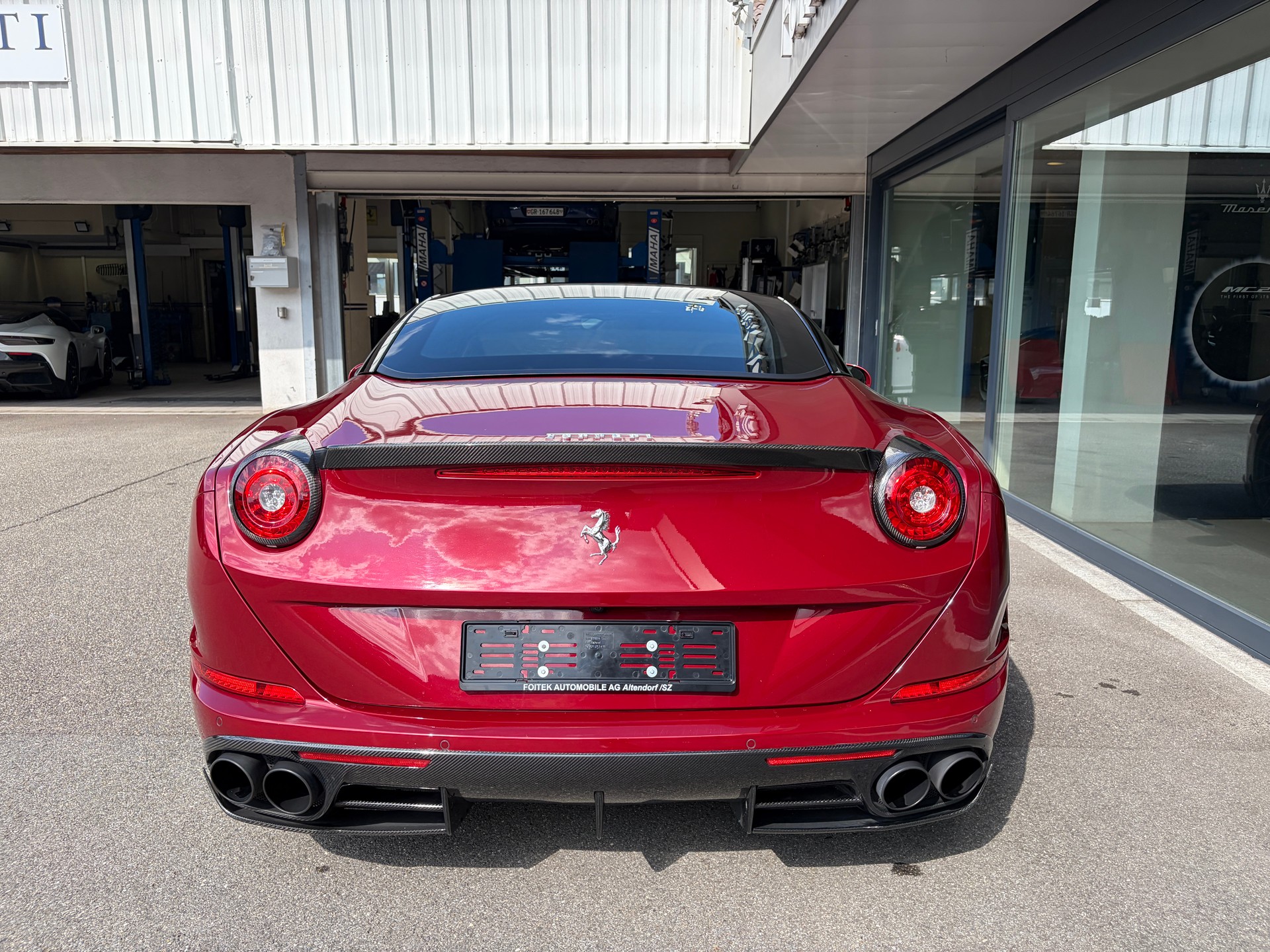 FERRARI California 3.9 V8 T-image-11