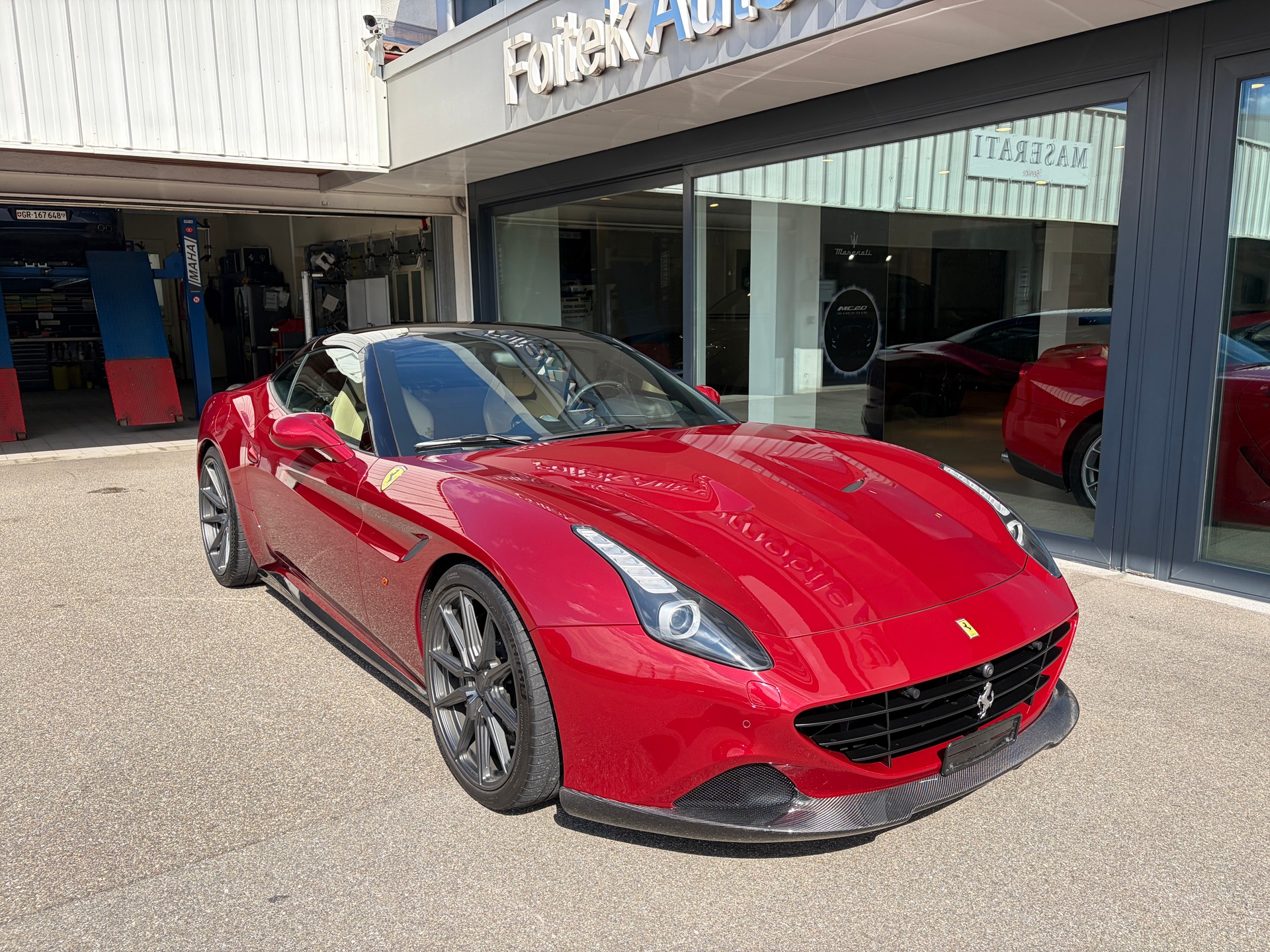 FERRARI California 3.9 V8 T-image-14