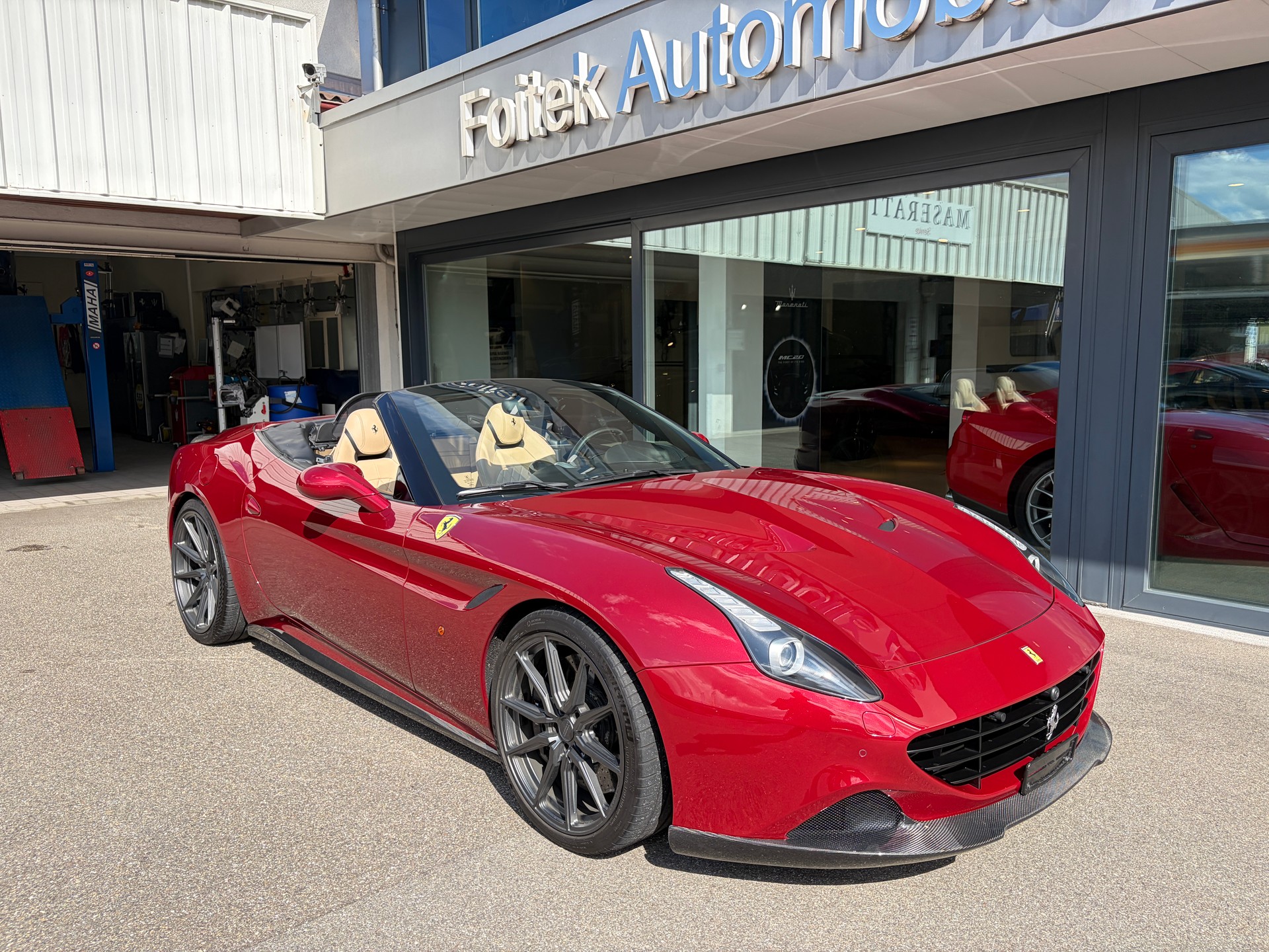 FERRARI California 3.9 V8 T-image-2