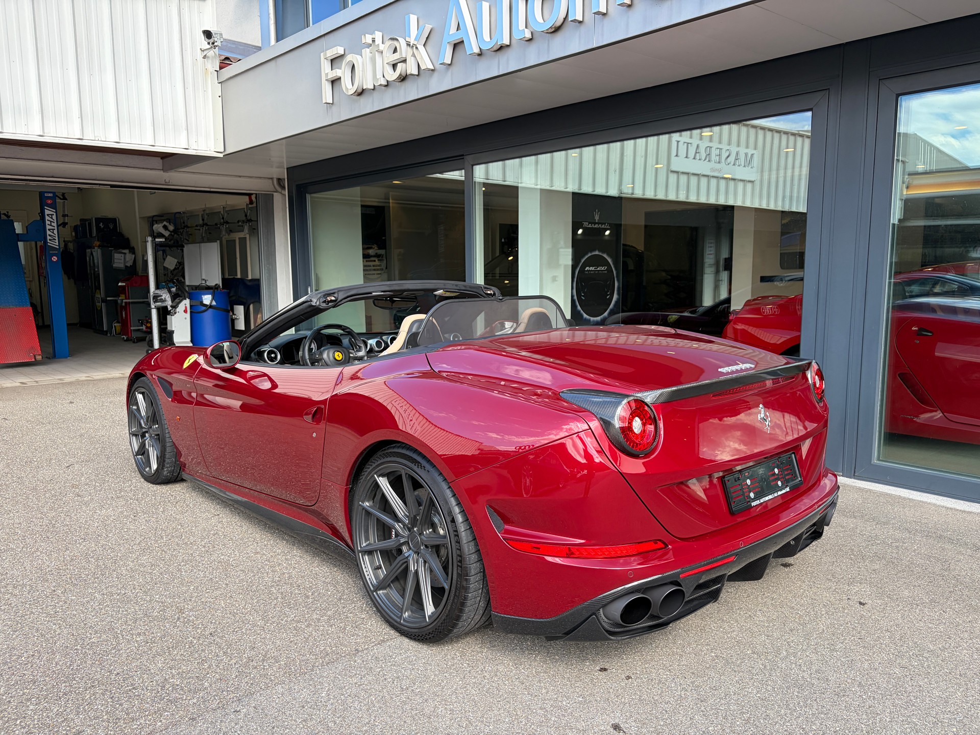 FERRARI California 3.9 V8 T-image-9