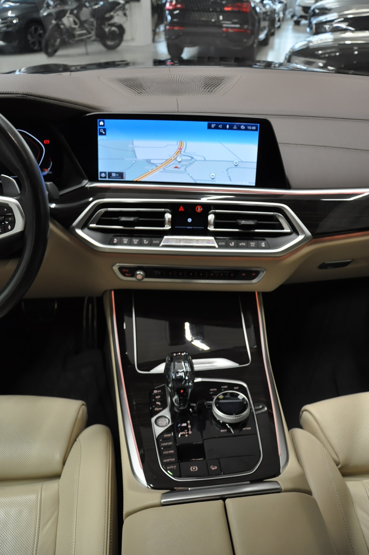 BMW X5 xDrive M50d Steptronic-image-18