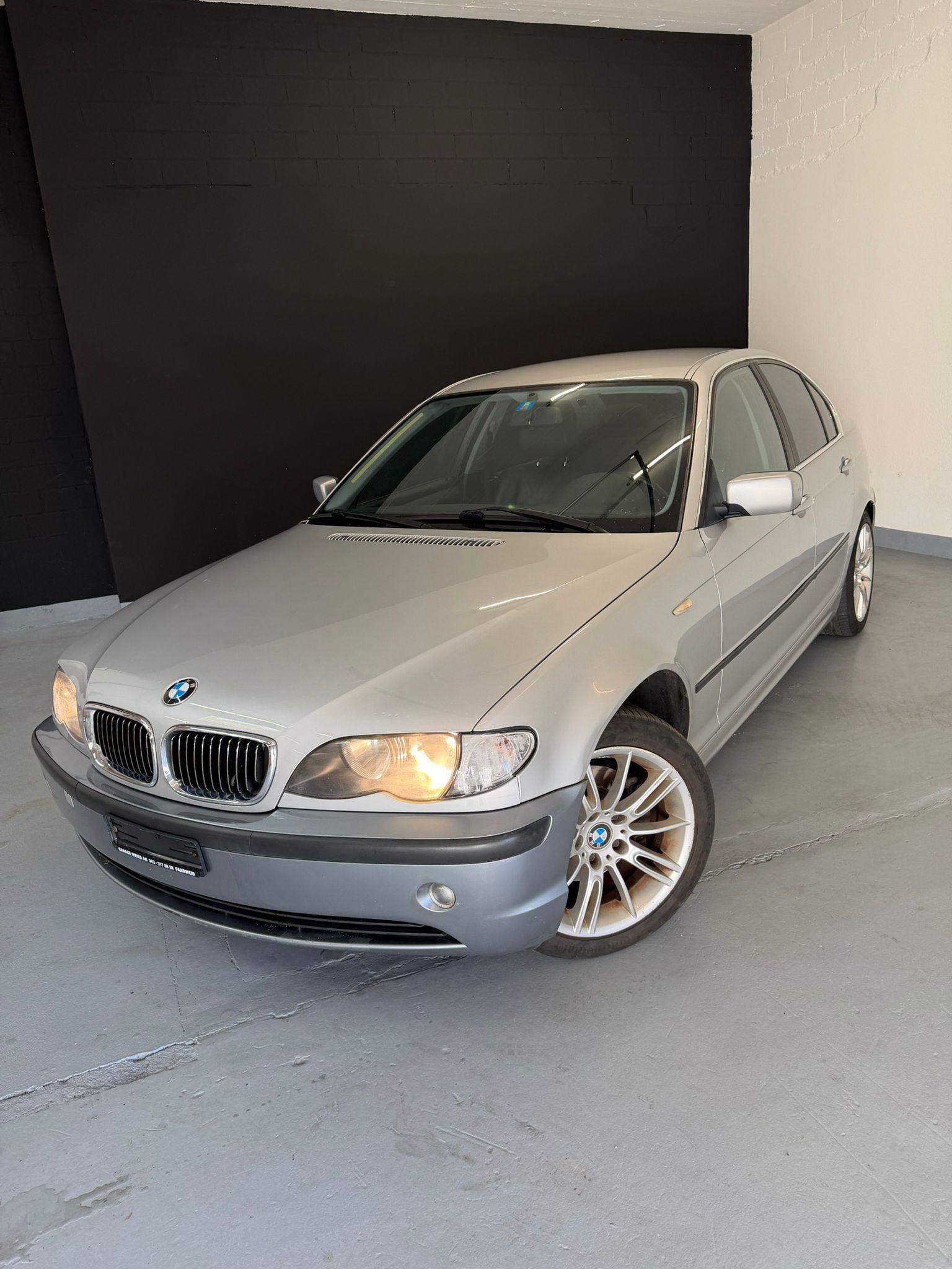 BMW 325i ***CH-Fahrzeug*** mit Sitzheizung-image-2