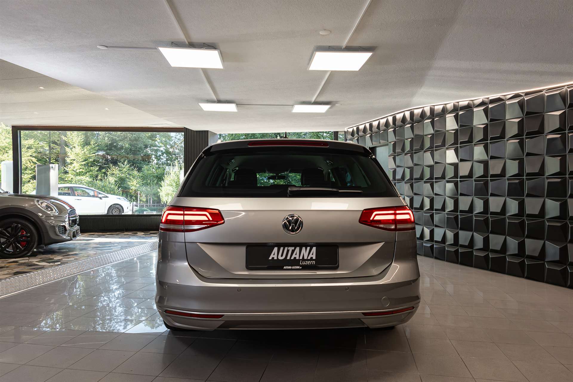 VW Passat Variant 2.0 TDI BMT Comfortline DSG-image-4
