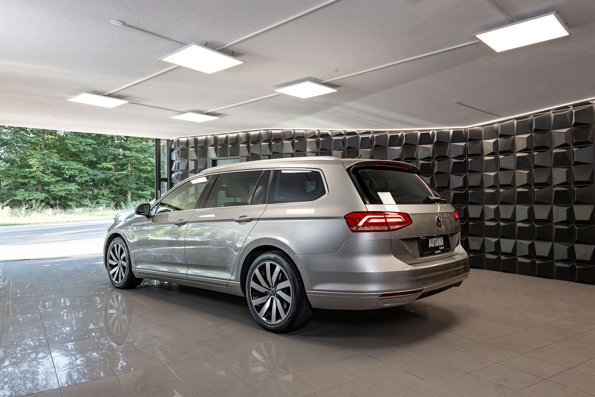VW Passat Variant 2.0 TDI BMT Comfortline DSG-image-2