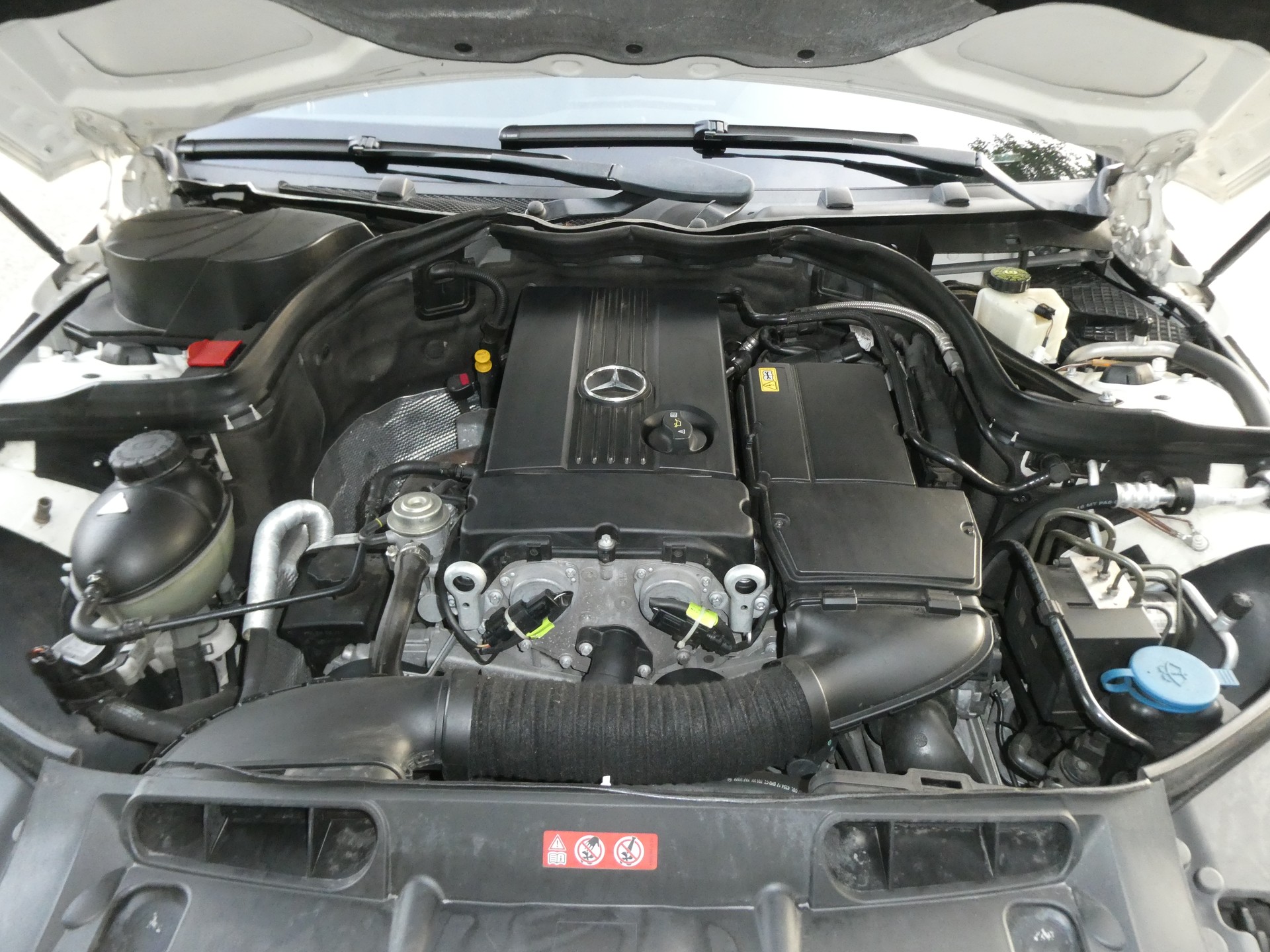 MERCEDES-BENZ C 180 Kompressor Elégance Automatic-image-14