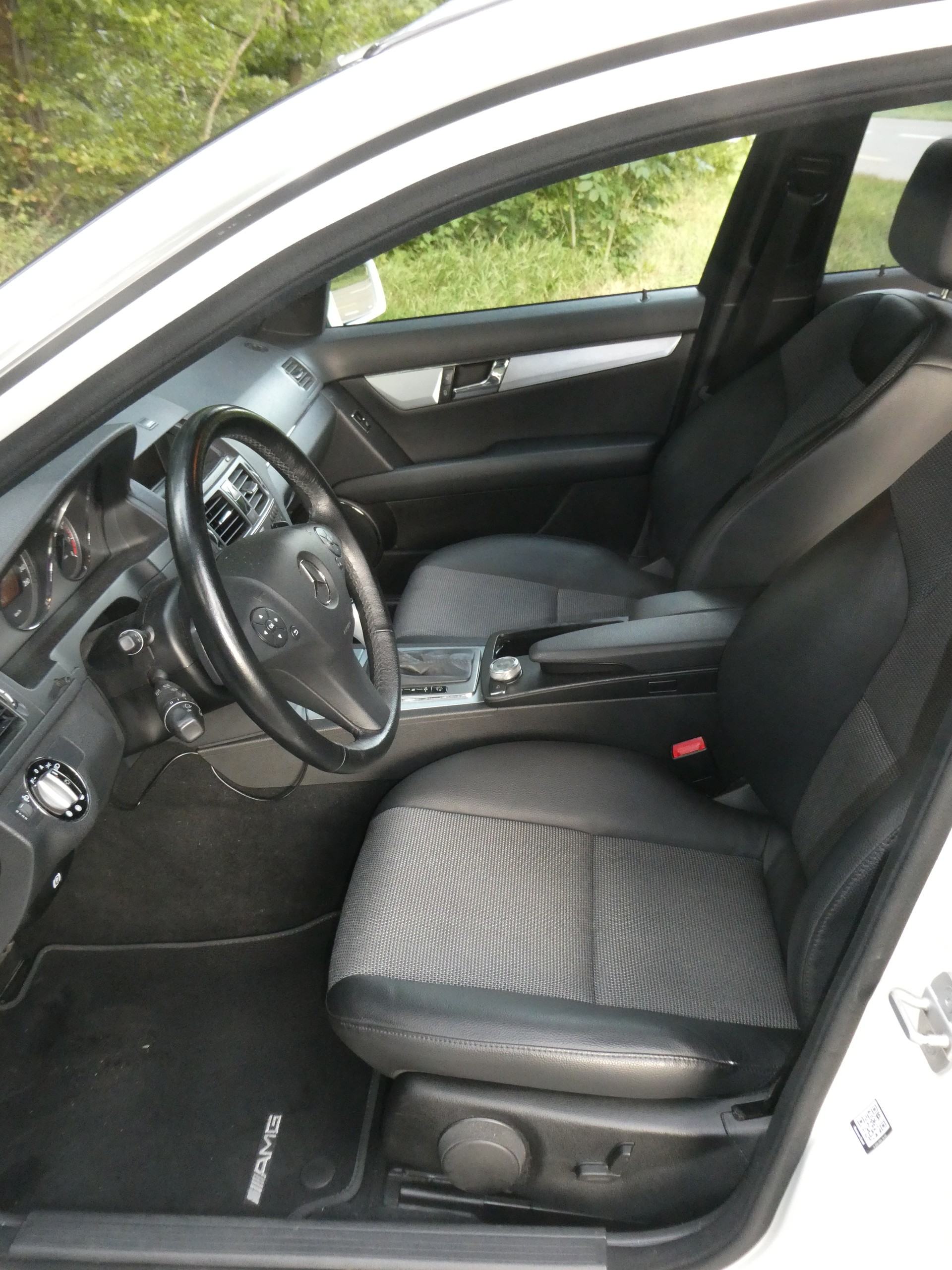 MERCEDES-BENZ C 180 Kompressor Elégance Automatic-image-9
