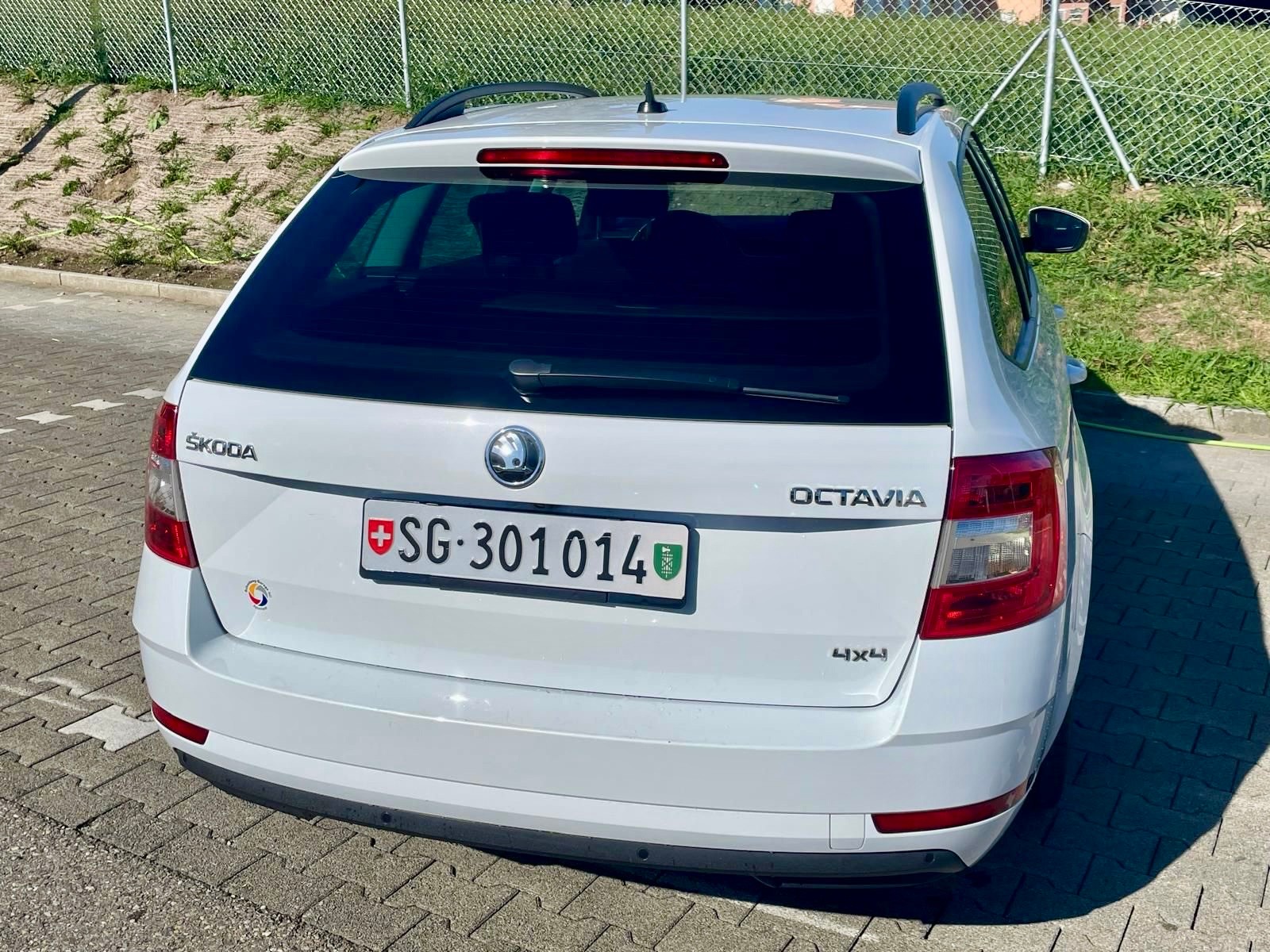 SKODA 2.0 TDI 184 Soleil 4x4 DSG-image-3