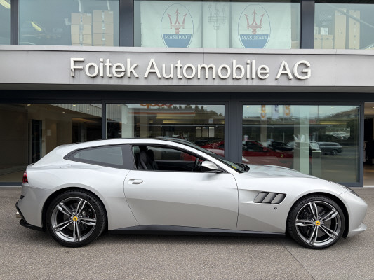 FERRARI GTC 4 Lusso-image-0