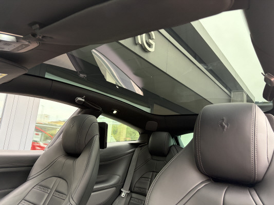 FERRARI GTC 4 Lusso-image-12