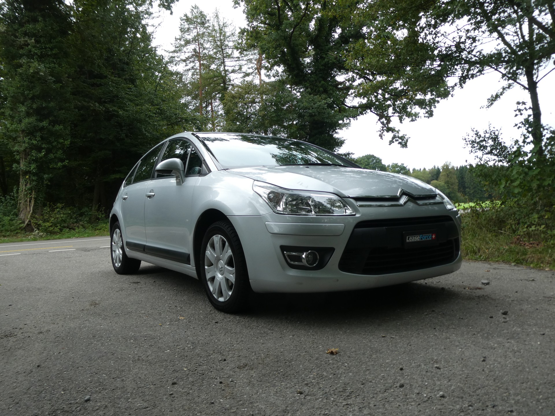 CITROEN C4 Berline 1.6i 16V VTR (Pack) Automatic-image-1