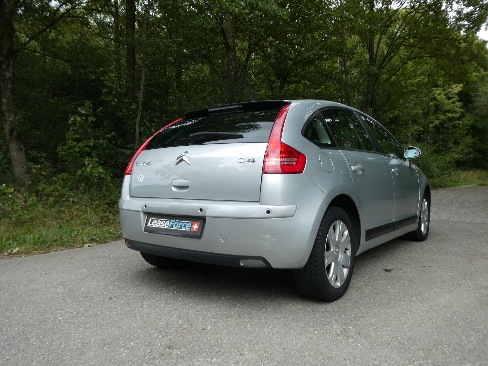 CITROEN C4 Berline 1.6i 16V VTR (Pack) Automatic-image-4