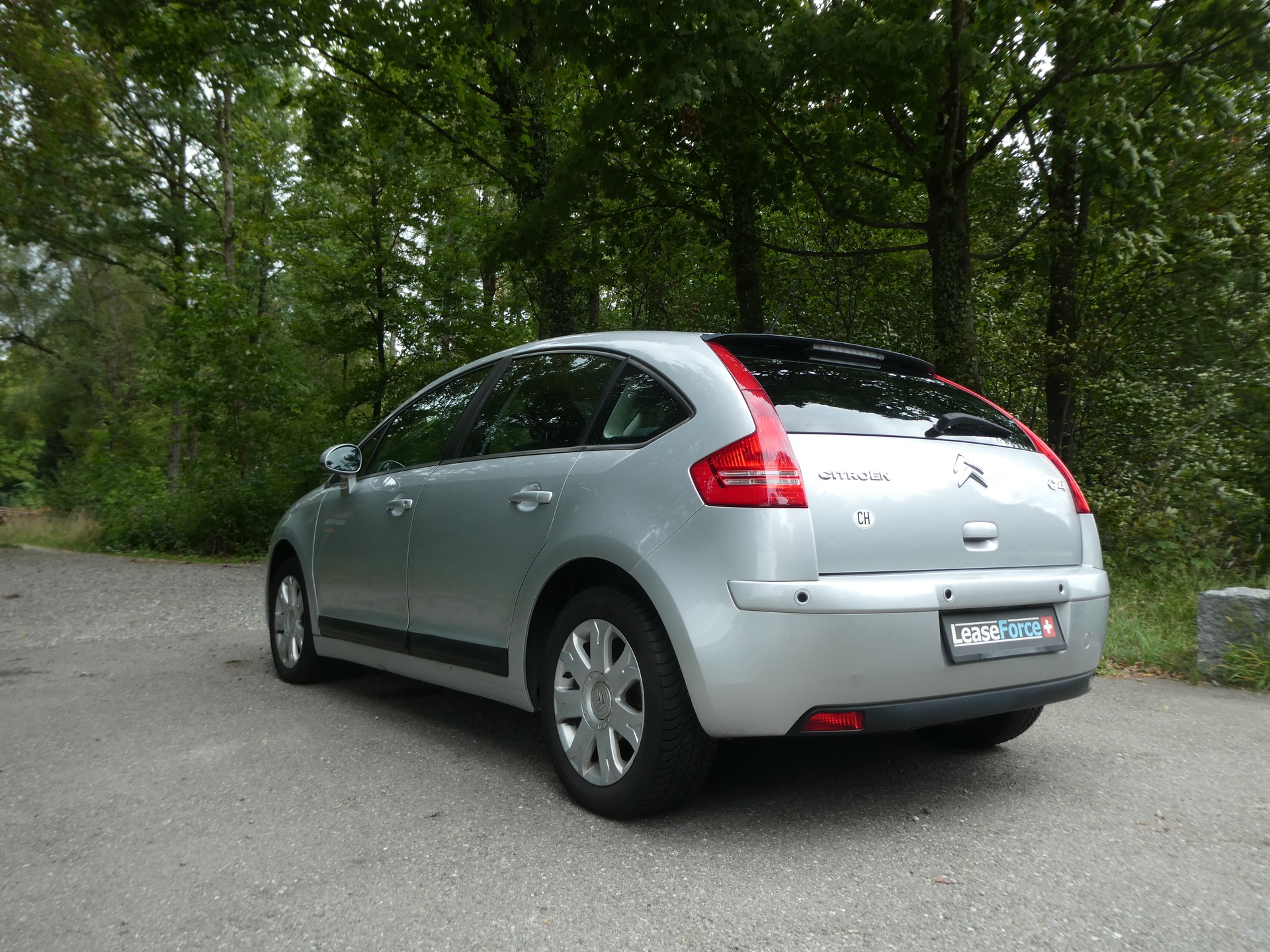CITROEN C4 Berline 1.6i 16V VTR (Pack) Automatic-image-3