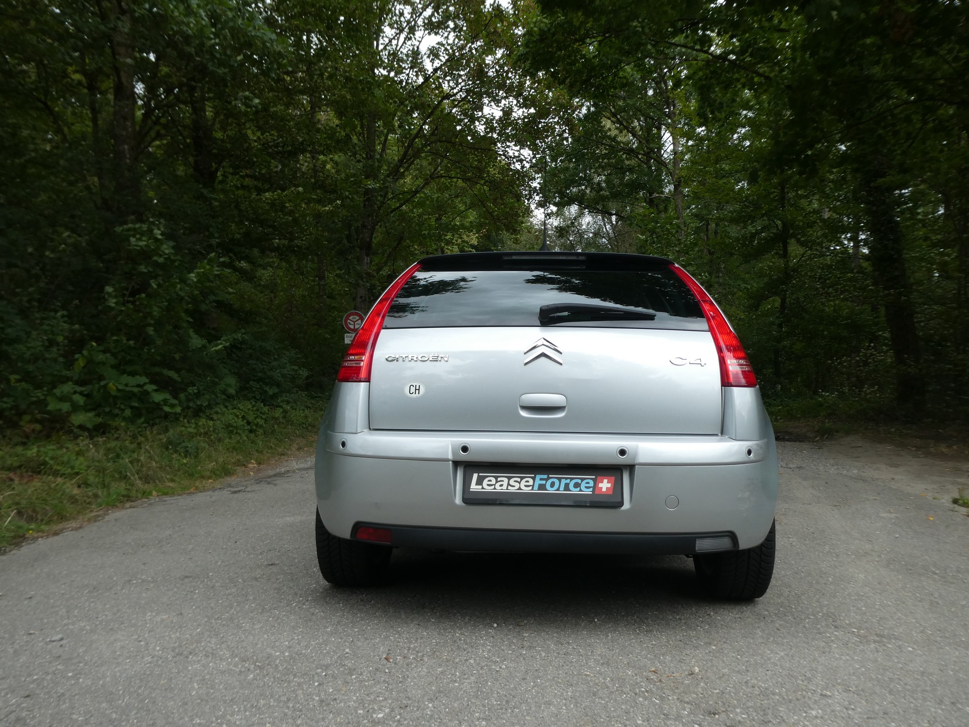 CITROEN C4 Berline 1.6i 16V VTR (Pack) Automatic-image-7