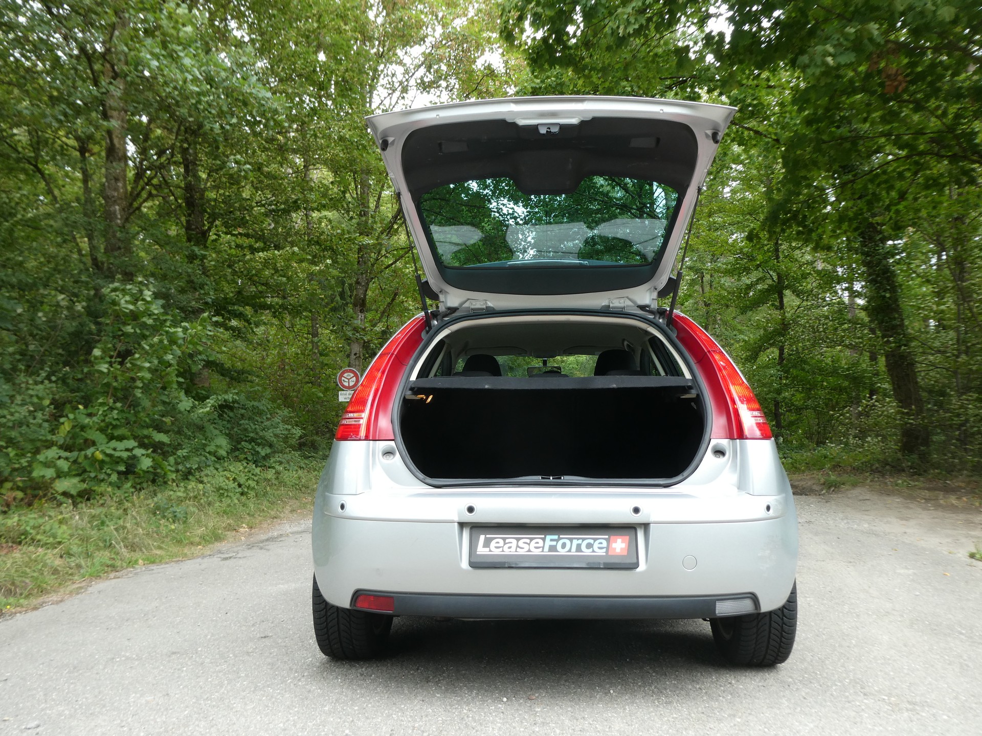CITROEN C4 Berline 1.6i 16V VTR (Pack) Automatic-image-8