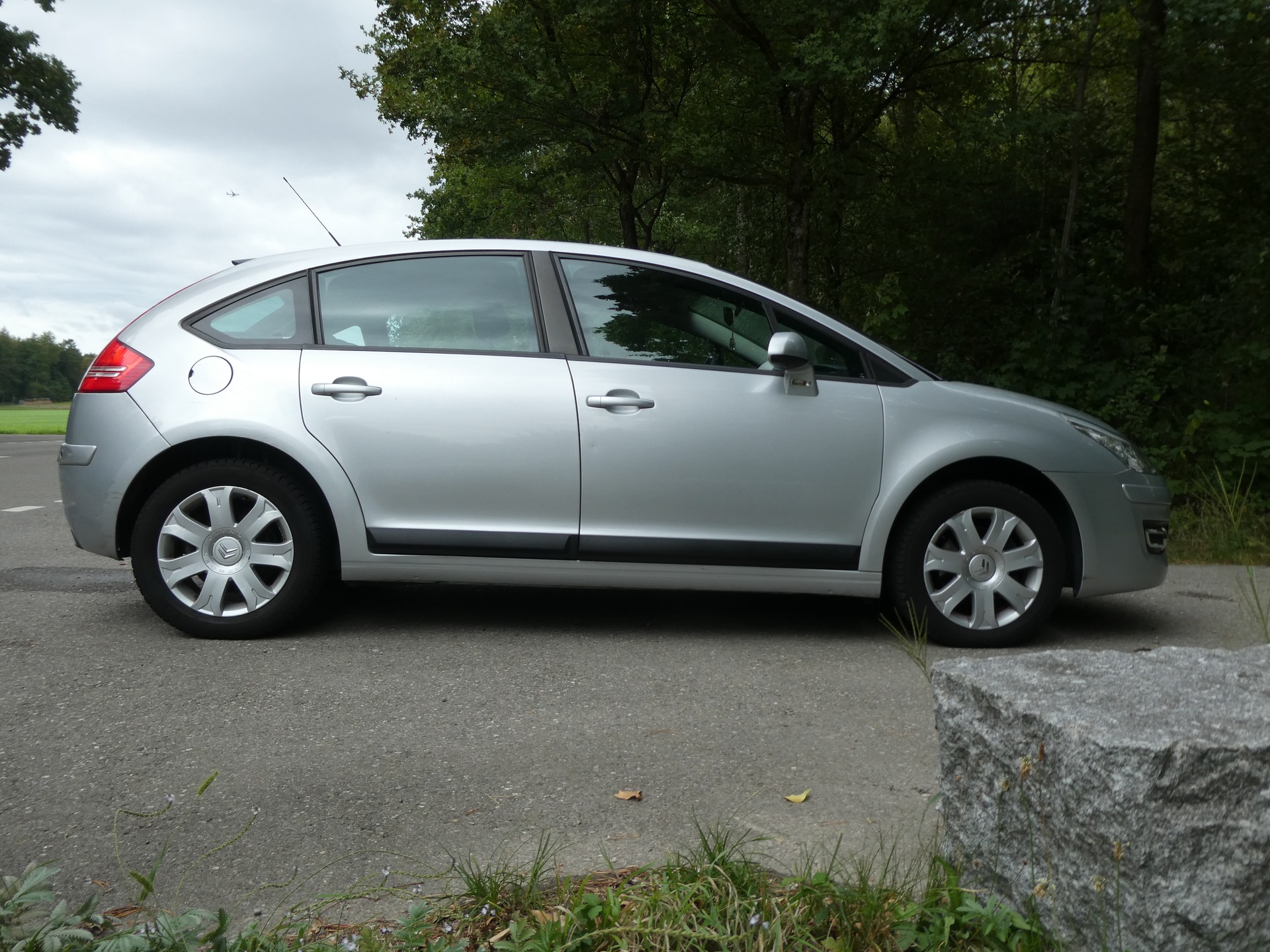 CITROEN C4 Berline 1.6i 16V VTR (Pack) Automatic-image-6