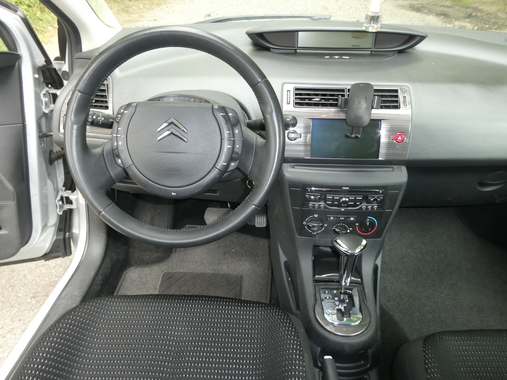 CITROEN C4 Berline 1.6i 16V VTR (Pack) Automatic-image-11