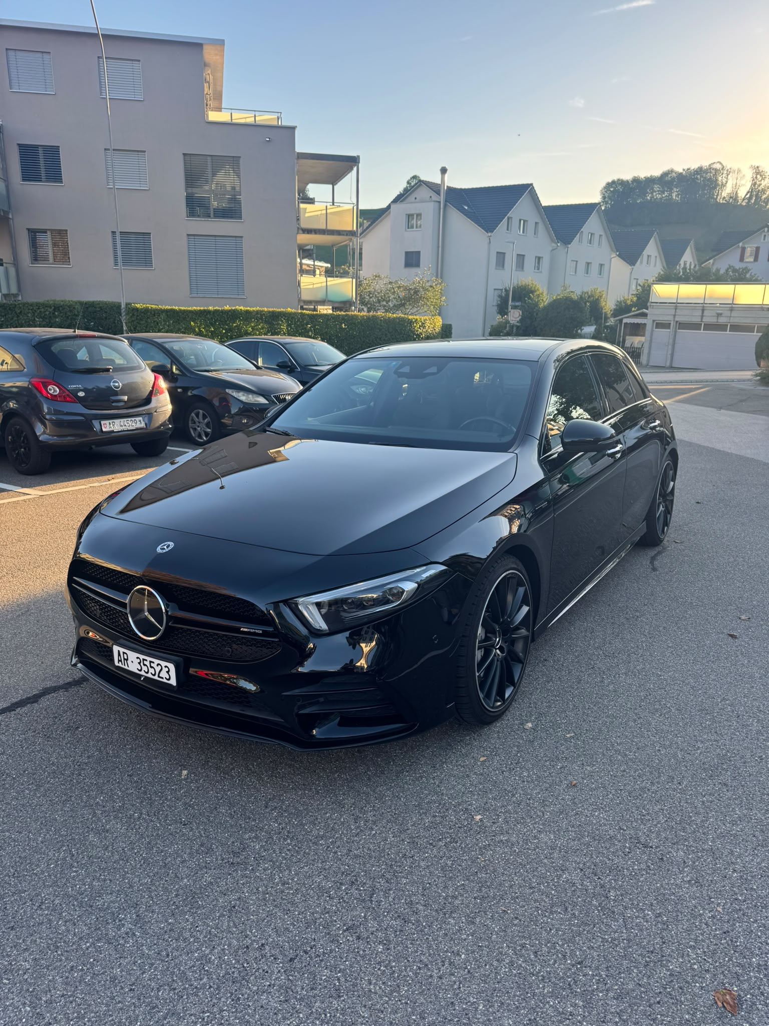 MERCEDES-BENZ A 35 AMG 4matic-image-0