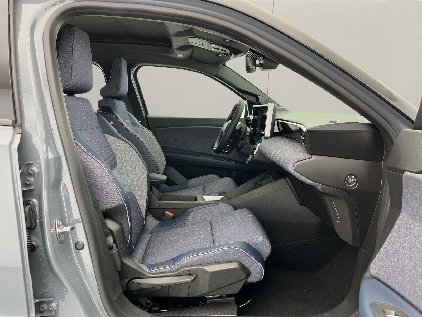 RENAULT R4 E-Tech Comfort Range plein sud techno-image-15