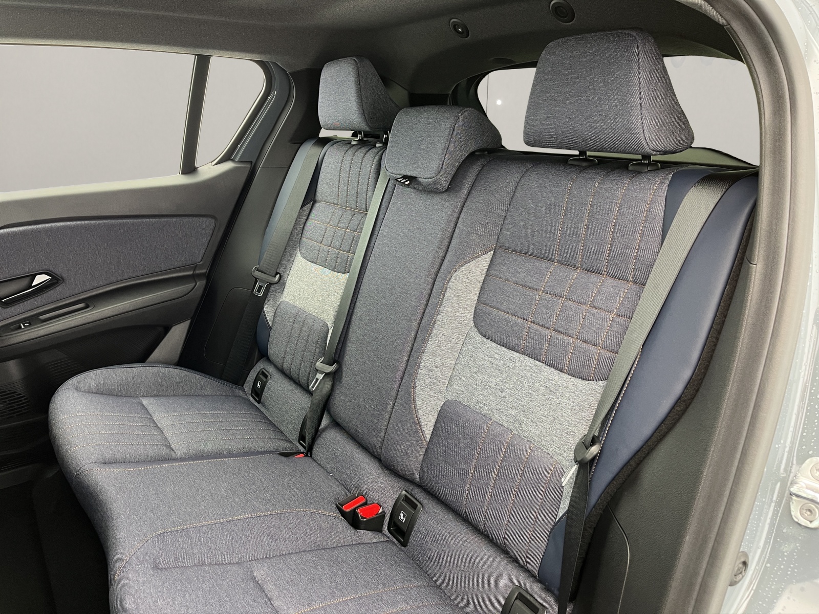 RENAULT R4 E-Tech Comfort Range plein sud techno-image-16