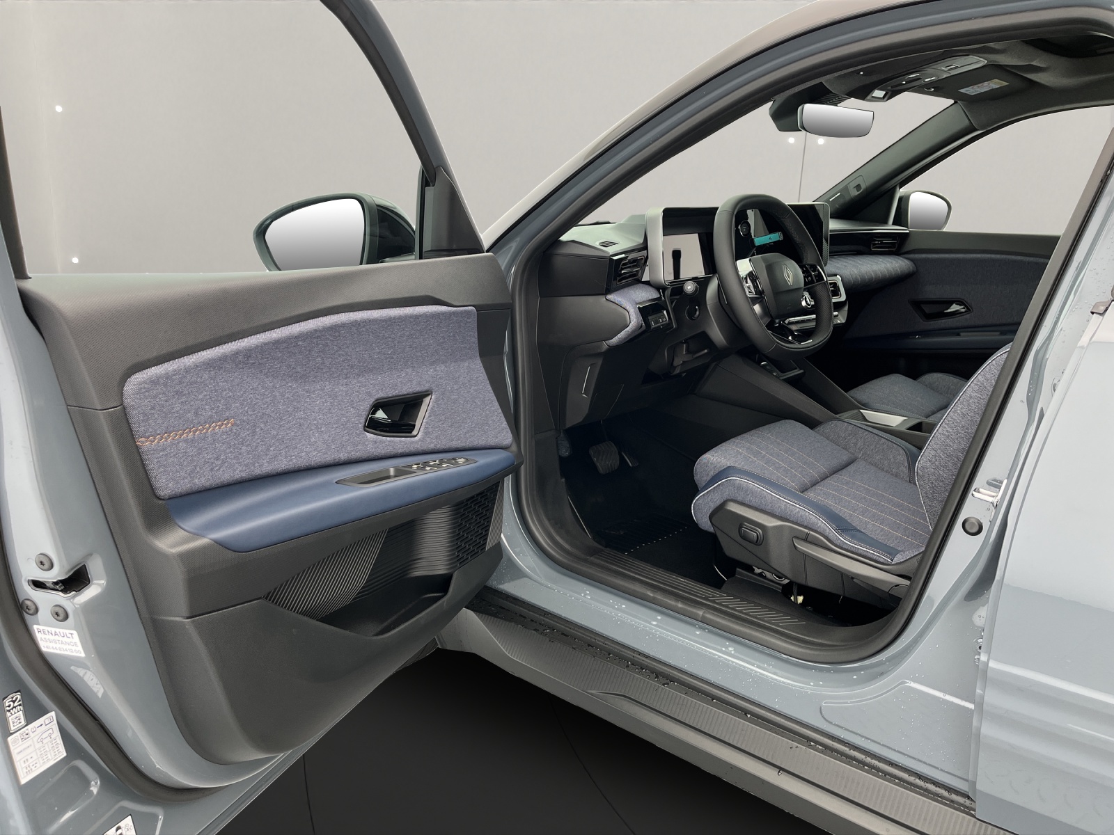 RENAULT R4 E-Tech Comfort Range plein sud techno-image-6
