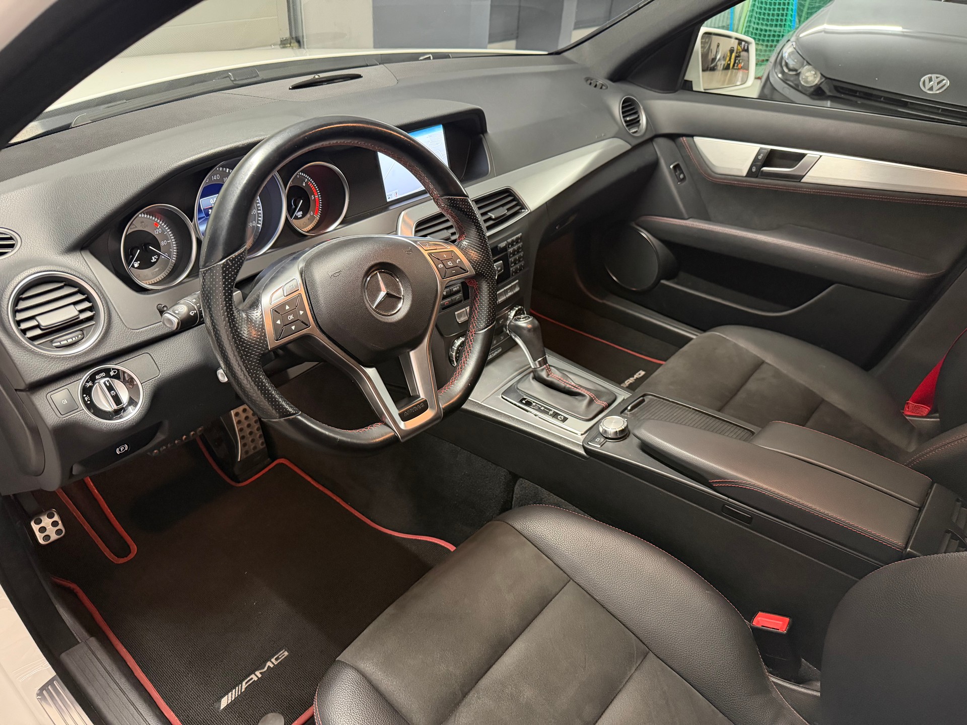 MERCEDES-BENZ C 250 CDI 4Matic 7G-Tronic-image-11