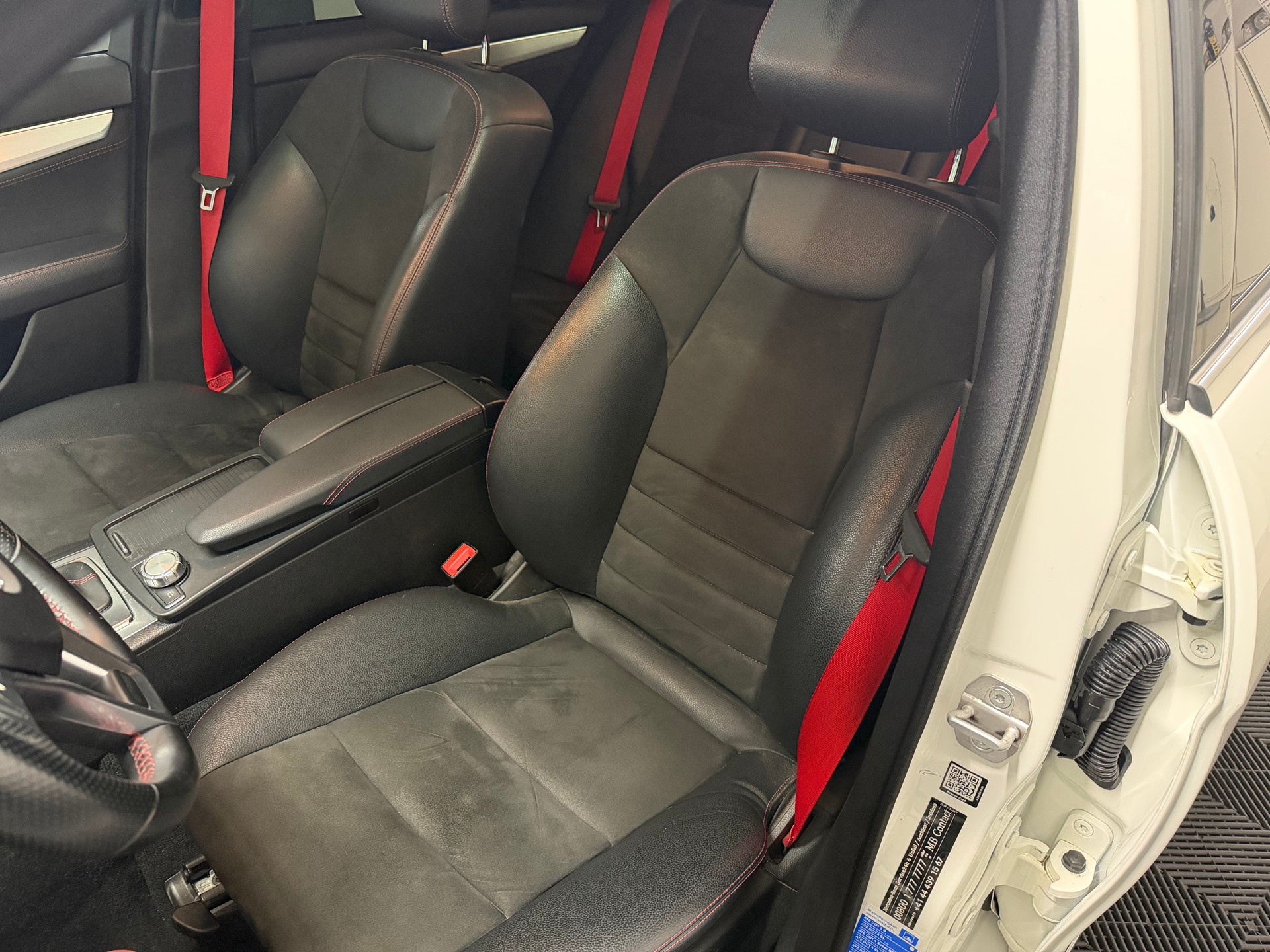 MERCEDES-BENZ C 250 CDI 4Matic 7G-Tronic-image-12