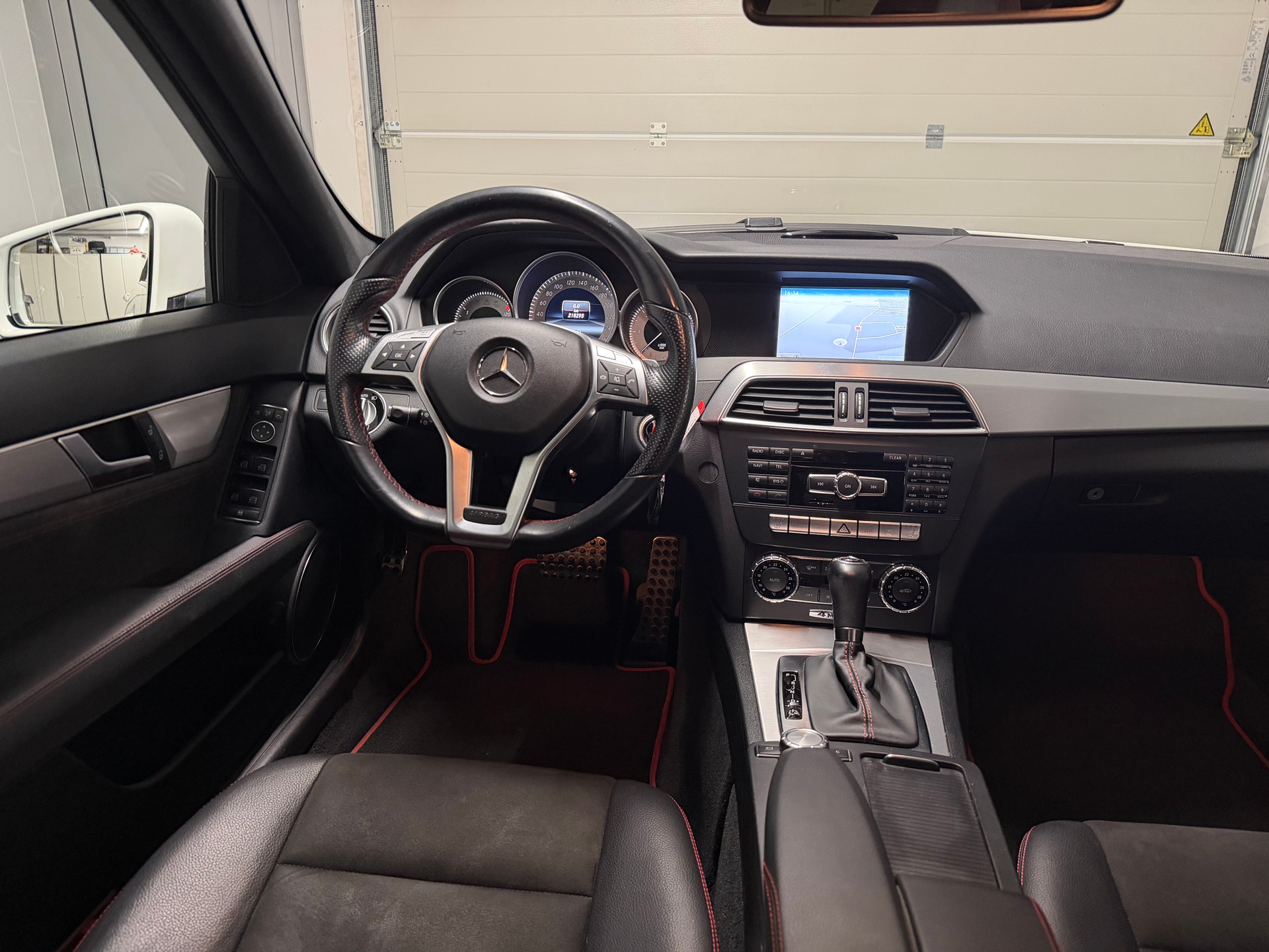 MERCEDES-BENZ C 250 CDI 4Matic 7G-Tronic-image-18