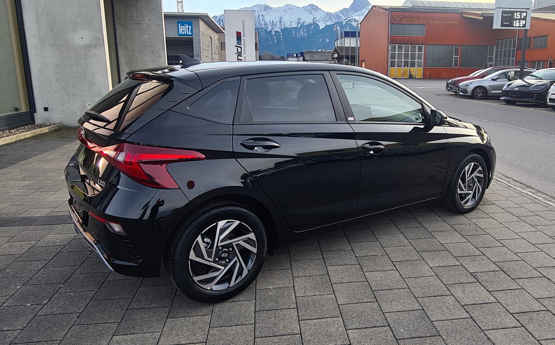 HYUNDAI i20 1.0 T-GDi Amplia GO! DCT-image-2