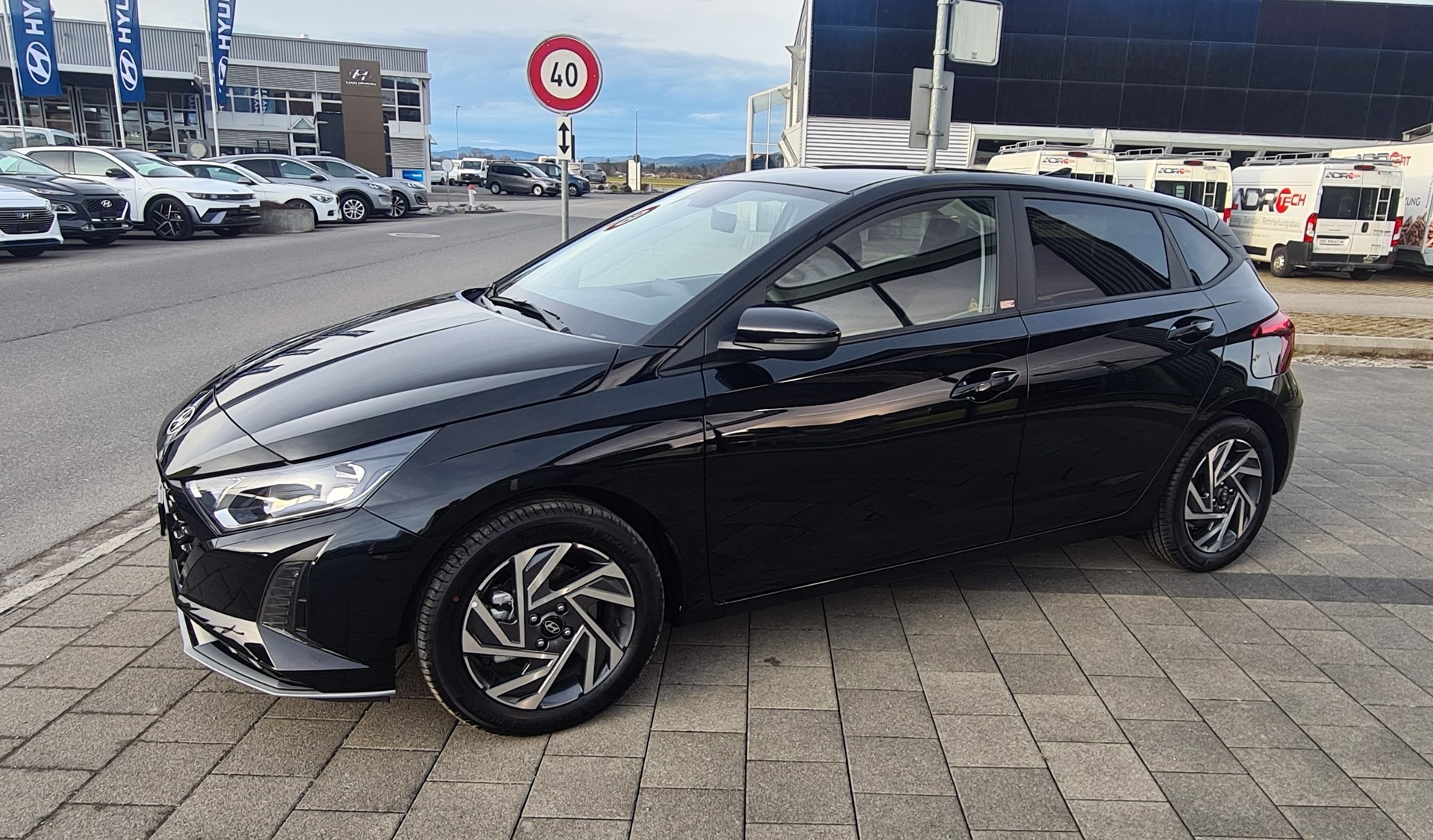 HYUNDAI i20 1.0 T-GDi Amplia GO! DCT-image-6