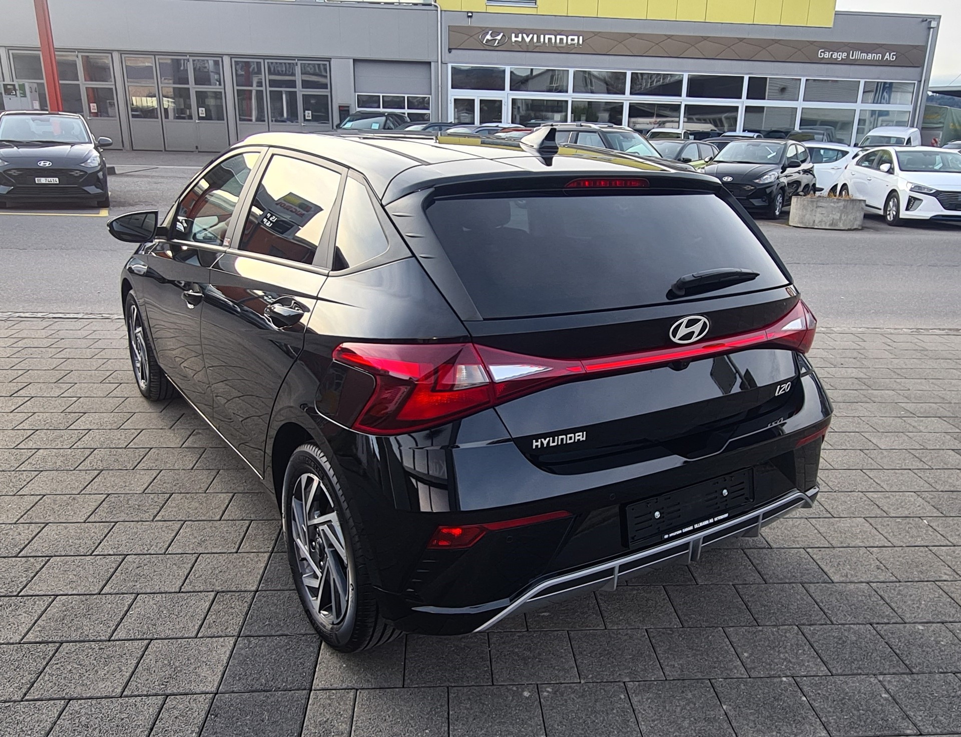 HYUNDAI i20 1.0 T-GDi Amplia GO! DCT-image-4