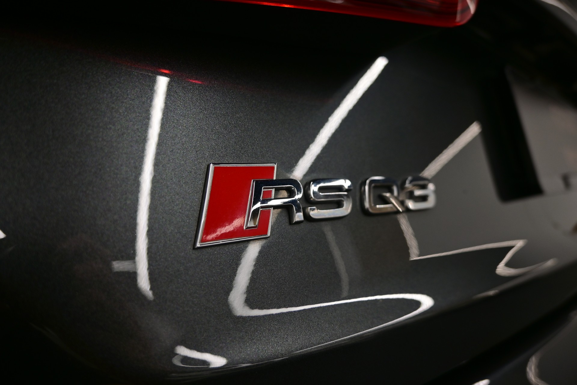 AUDI RS Q3 2.5 TFSI performance quattro S-tronic-image-19